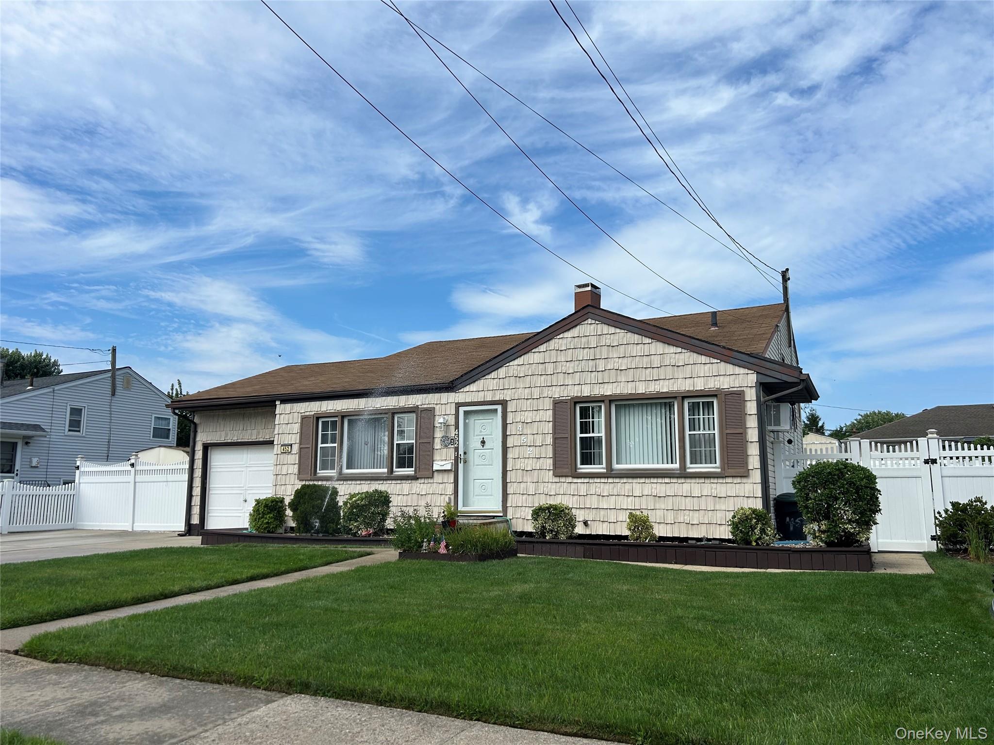 452 N Monroe Avenue – For Sale