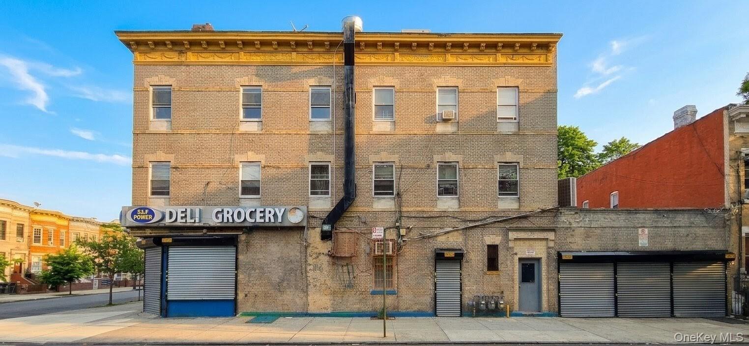 576 Ridgewood Avenue – For Sale photo 3