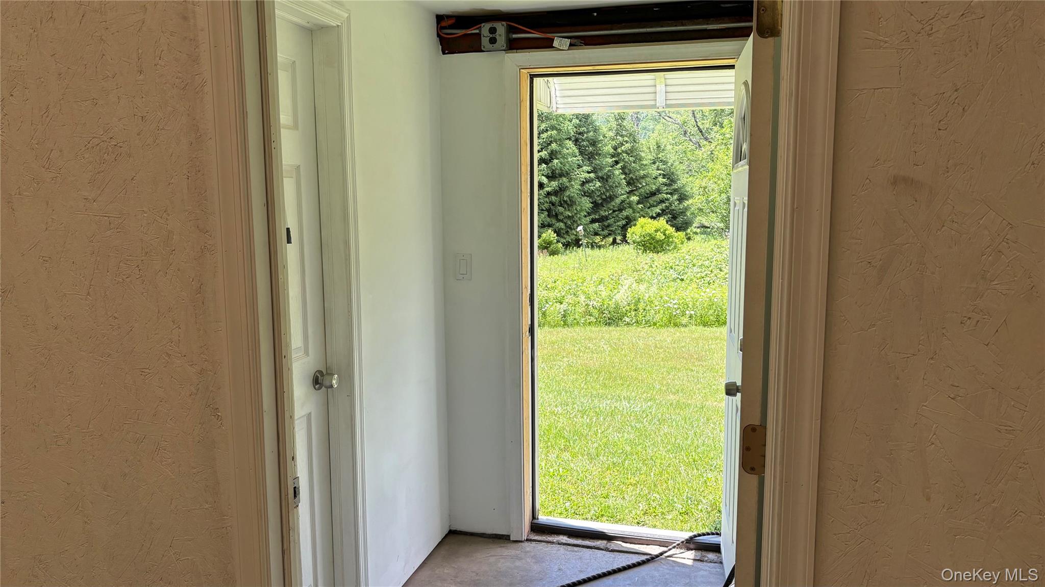 438 Debruce Rd – For Rent photo 13
