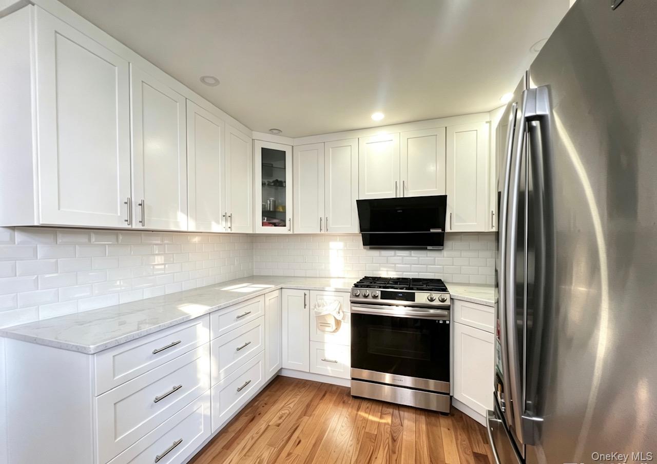 13604 68TH DRIVE, Unit A photo 9