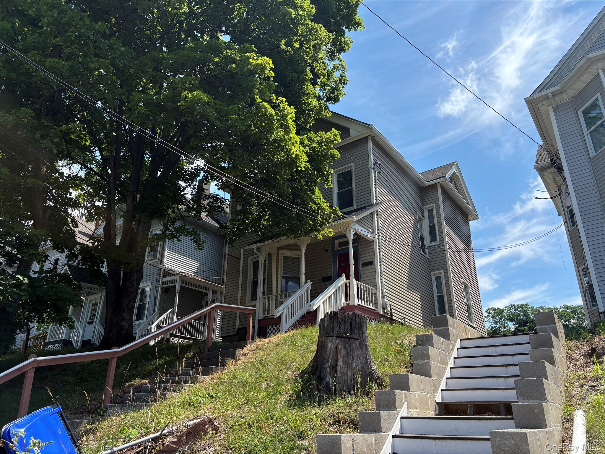 137 N Clinton Street – For Sale photo 4