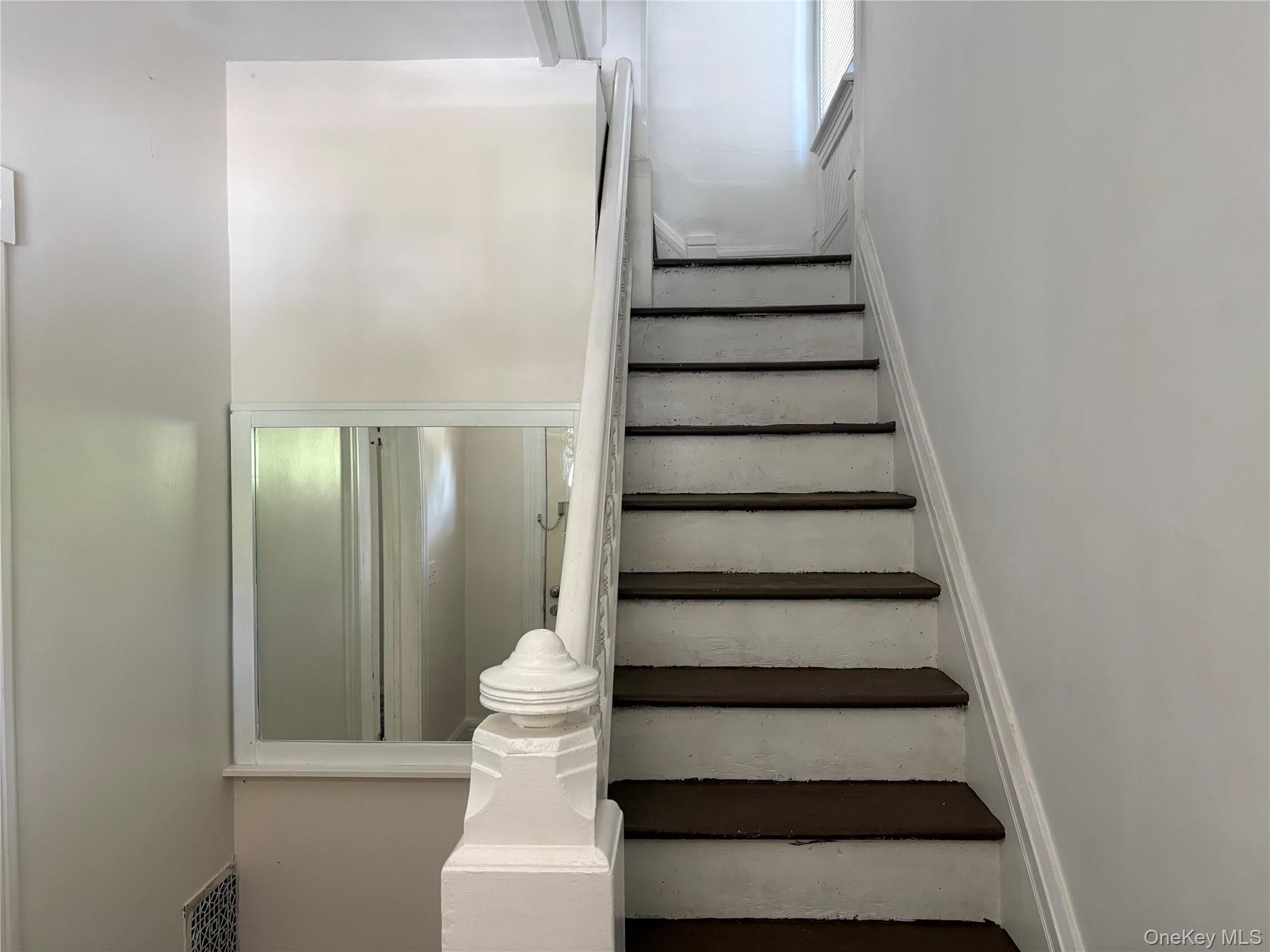 137 N Clinton Street – For Sale photo 17