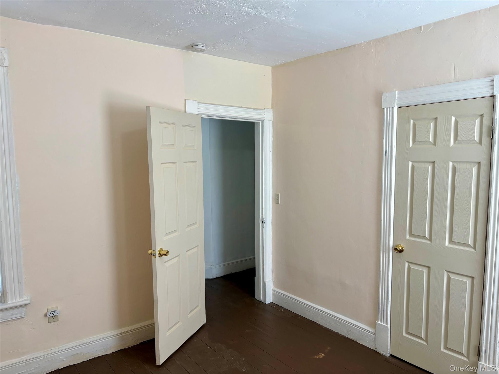 137 N Clinton Street – For Sale photo 19