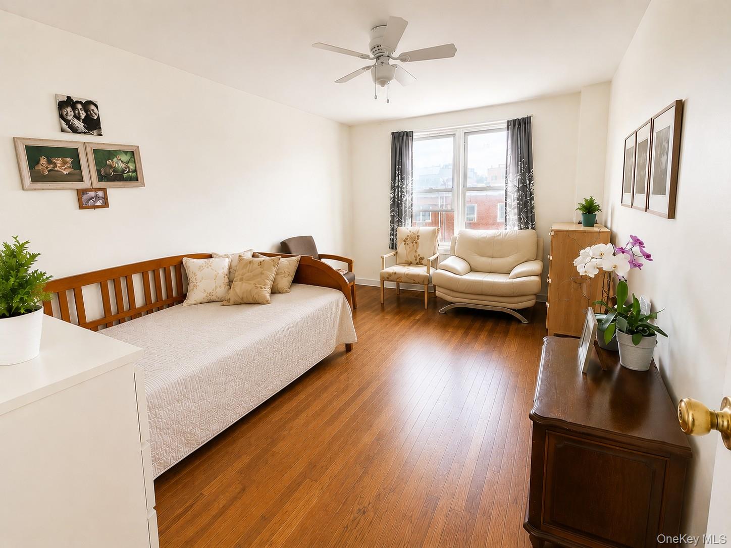 59-21 Calloway Street, Unit 4T photo 2