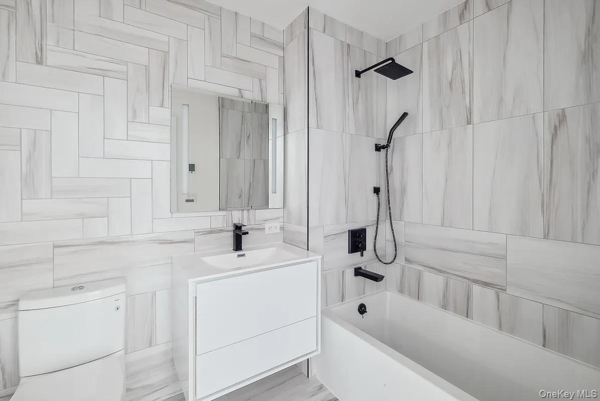 618 Avenue H, Unit 7G photo 9