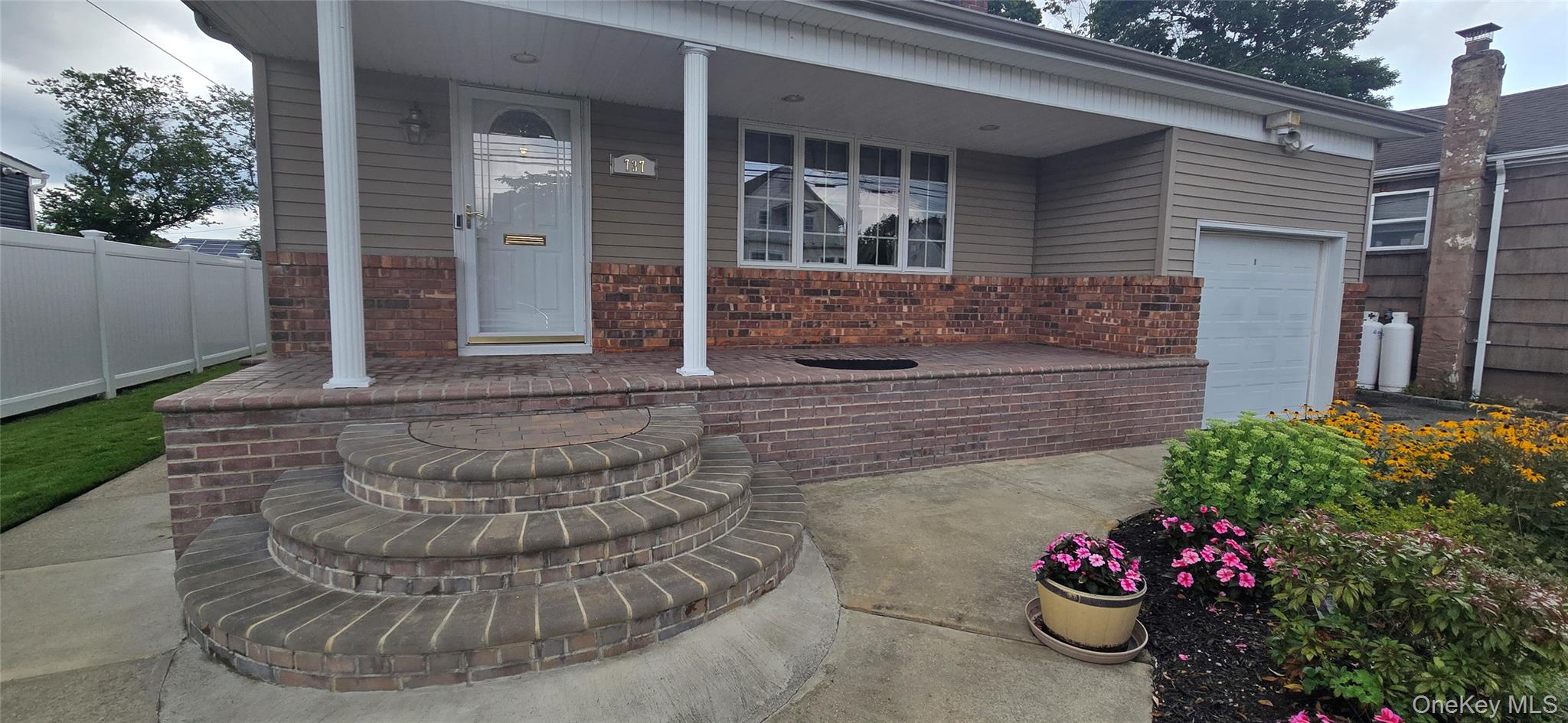 737 Virginia Avenue – For Sale photo 3