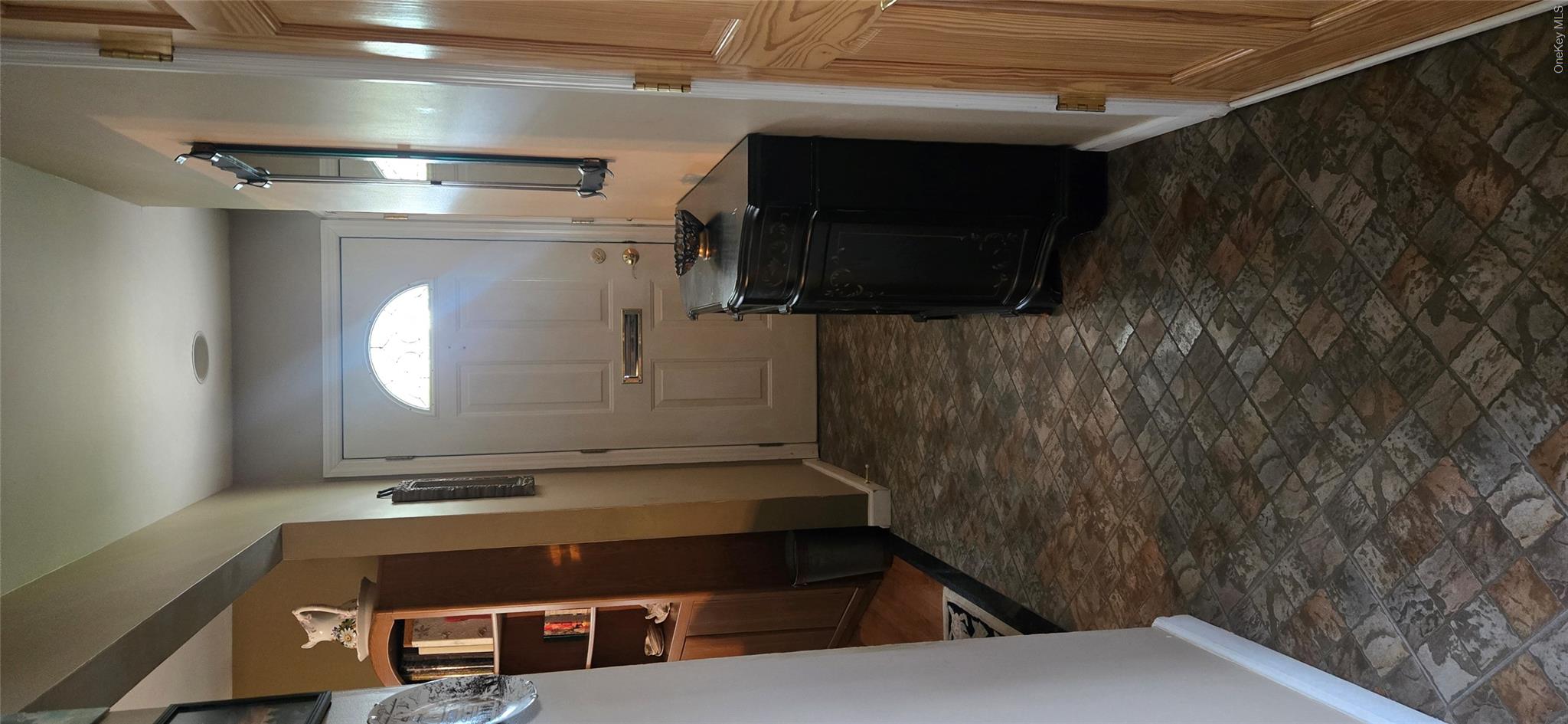 737 Virginia Avenue – For Sale photo 4