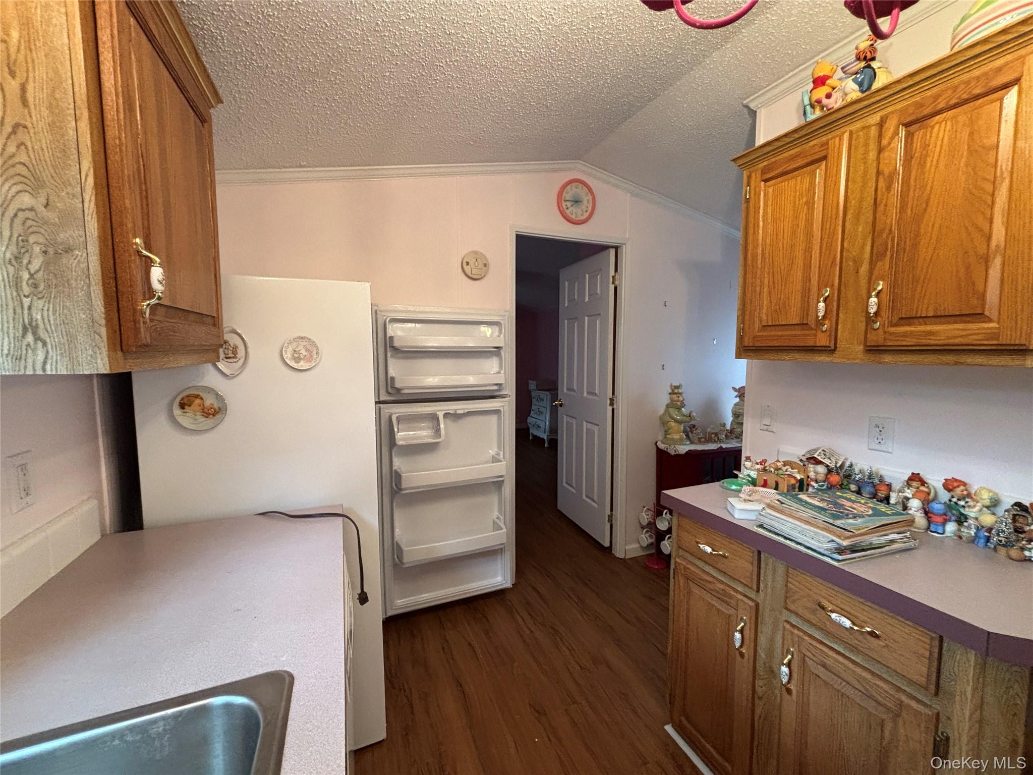 1661 Old Country Road, Unit 125 photo 14