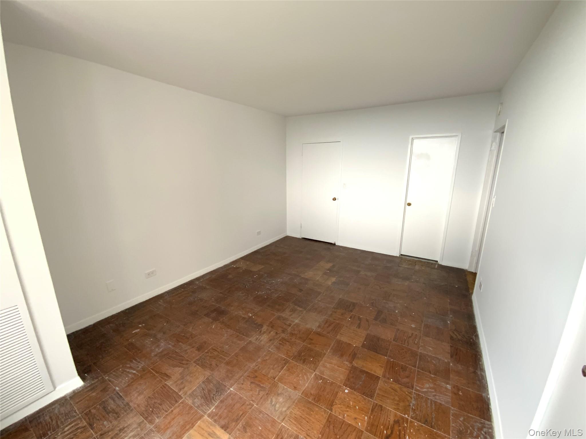 26910 Grand Central Parkway, Unit 27Z photo 10