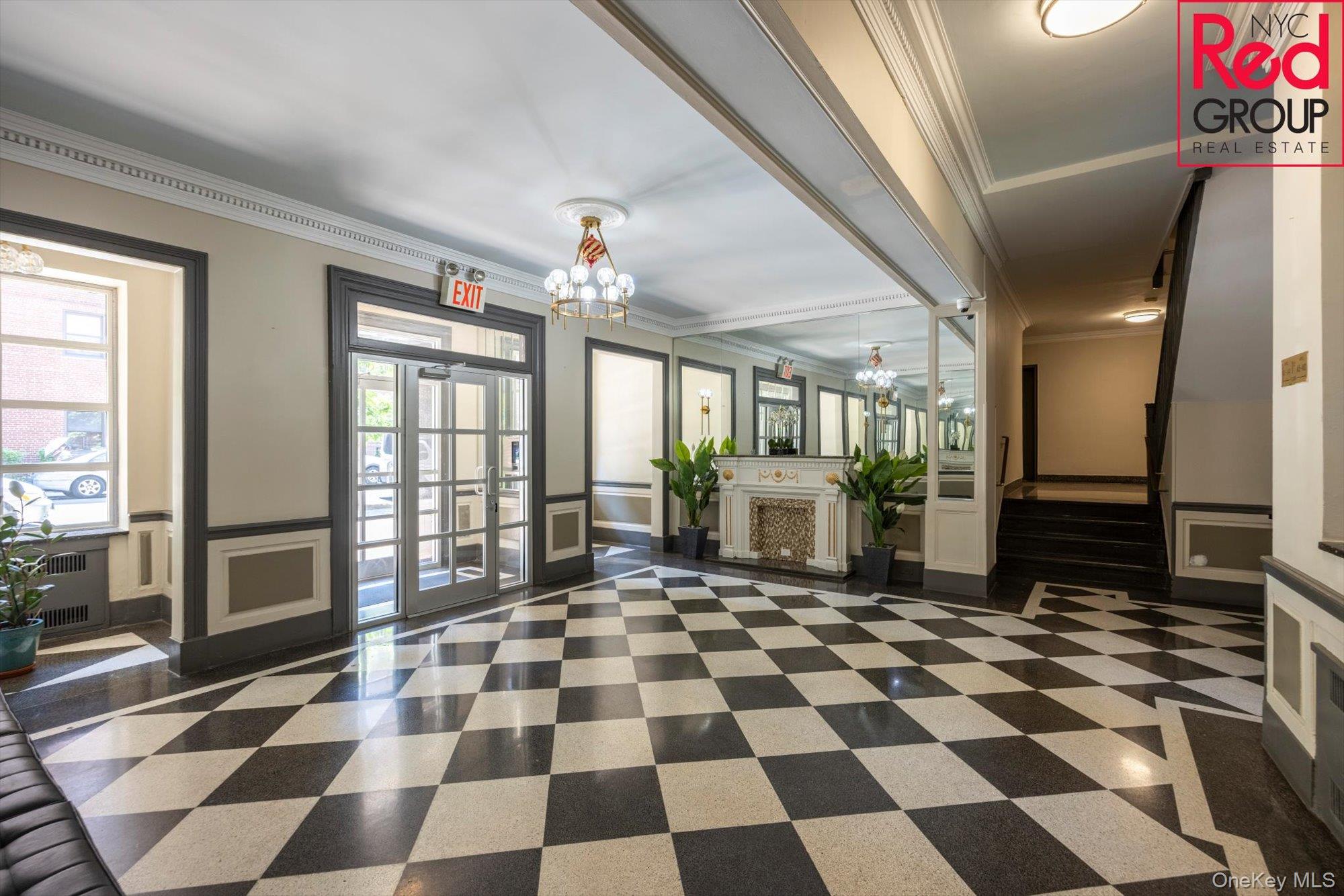 64-85 Saunders Street, Unit A8 photo 10