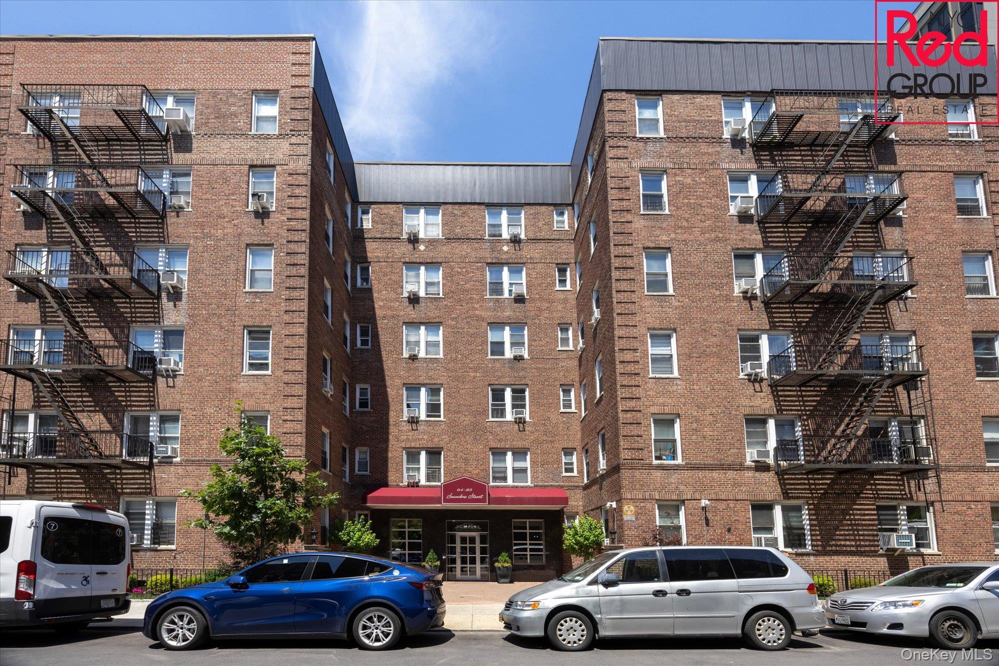 64-85 Saunders Street, Unit A8 photo 11