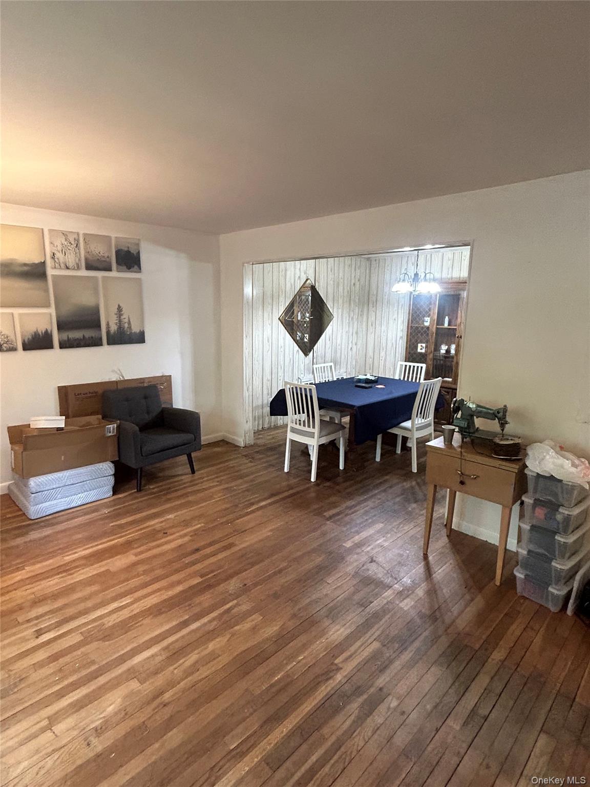 118 Franklin Avenue – For Sale photo 3
