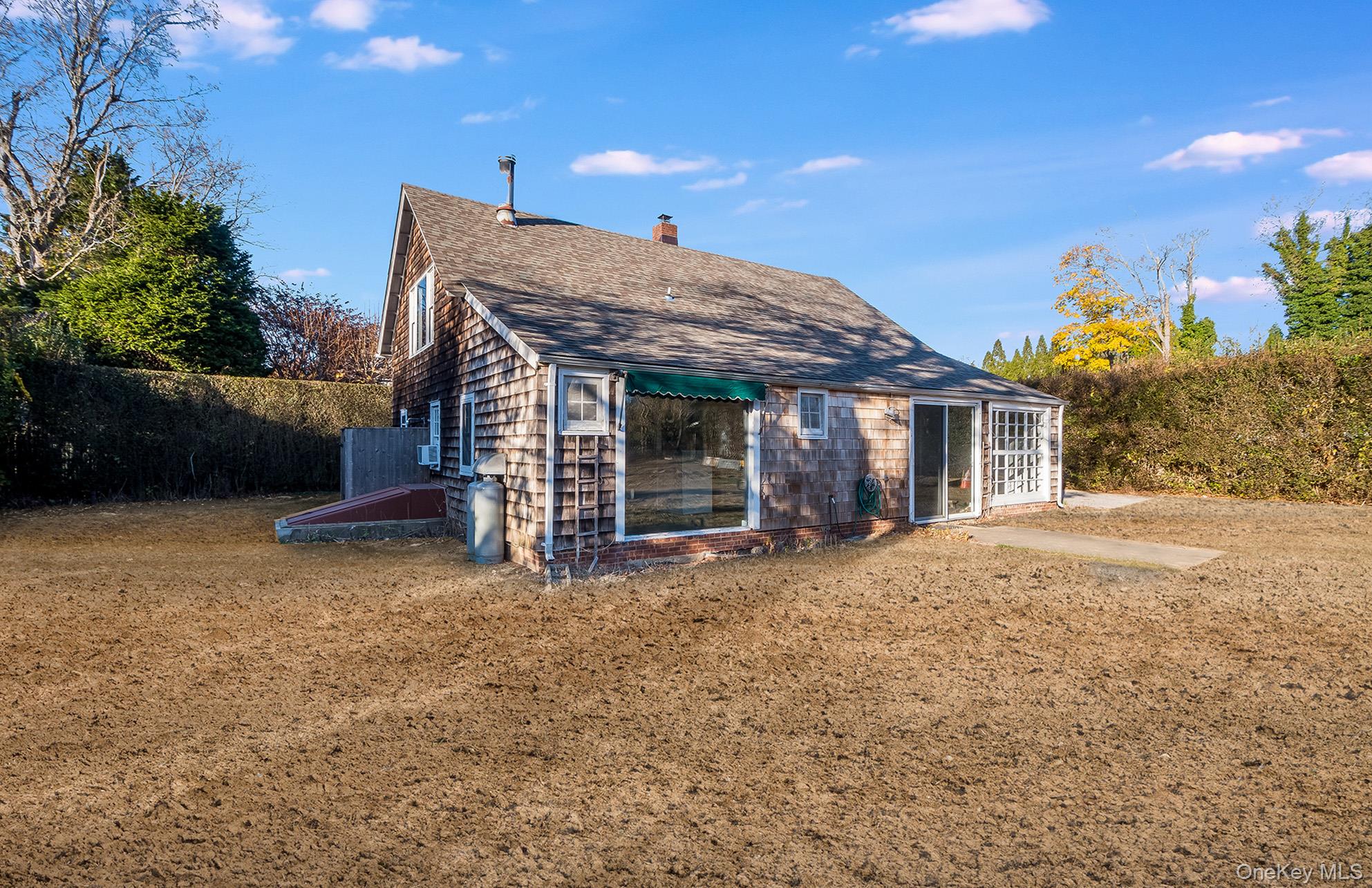 88 Pantigo Road – For Sale photo 20