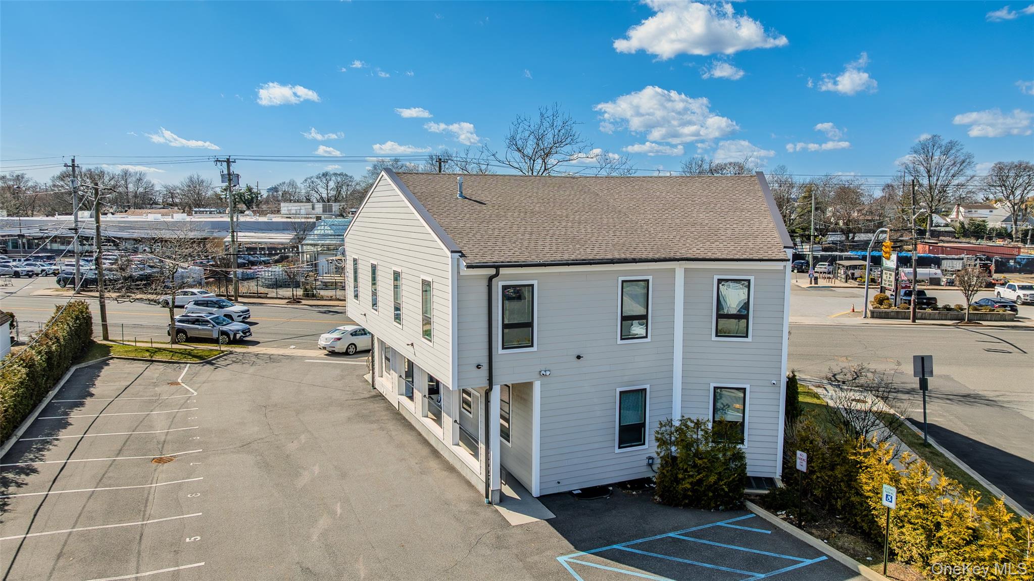 441 Franklin Avenue, Unit 1 photo 3