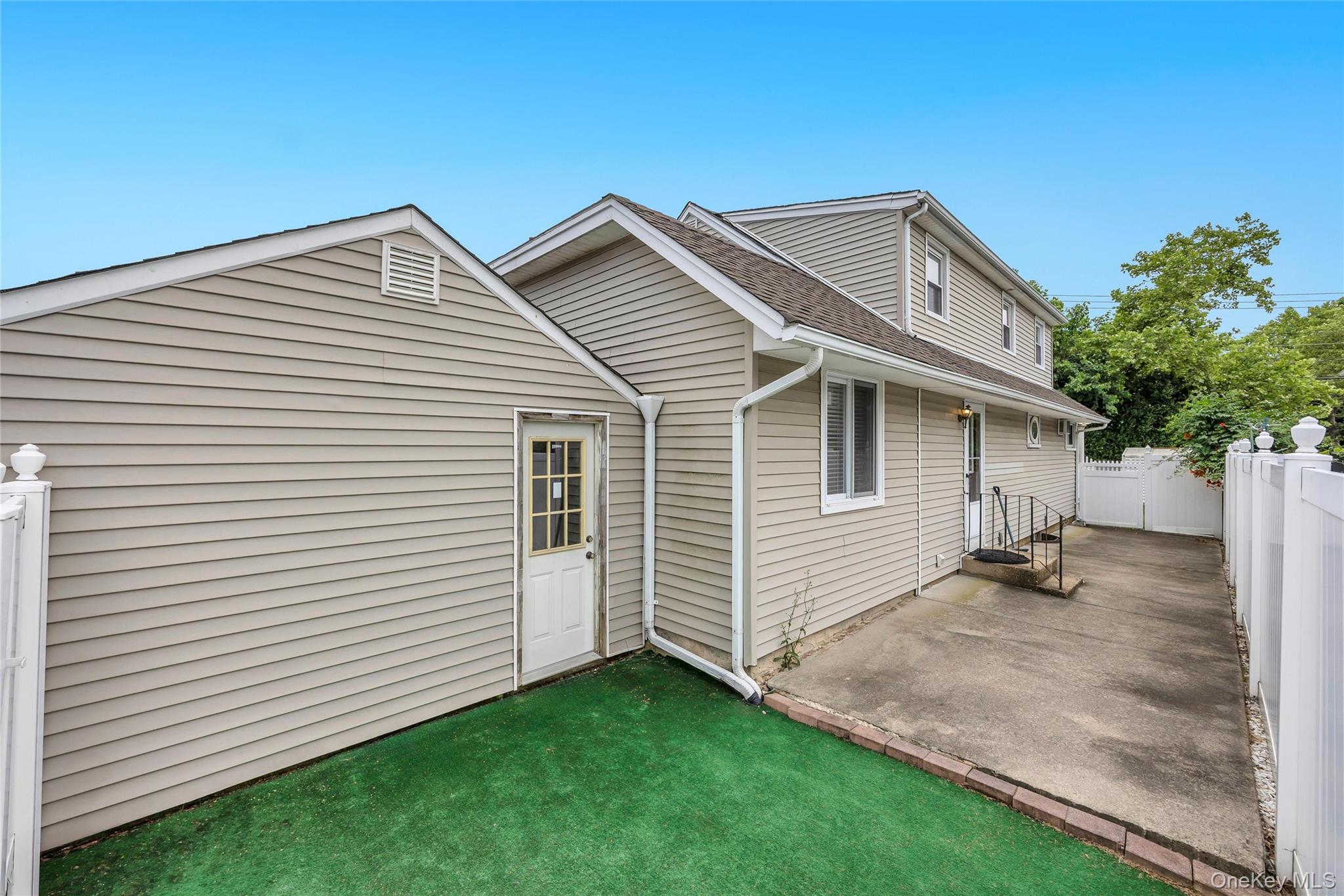2 Briggs Street – For Sale photo 22