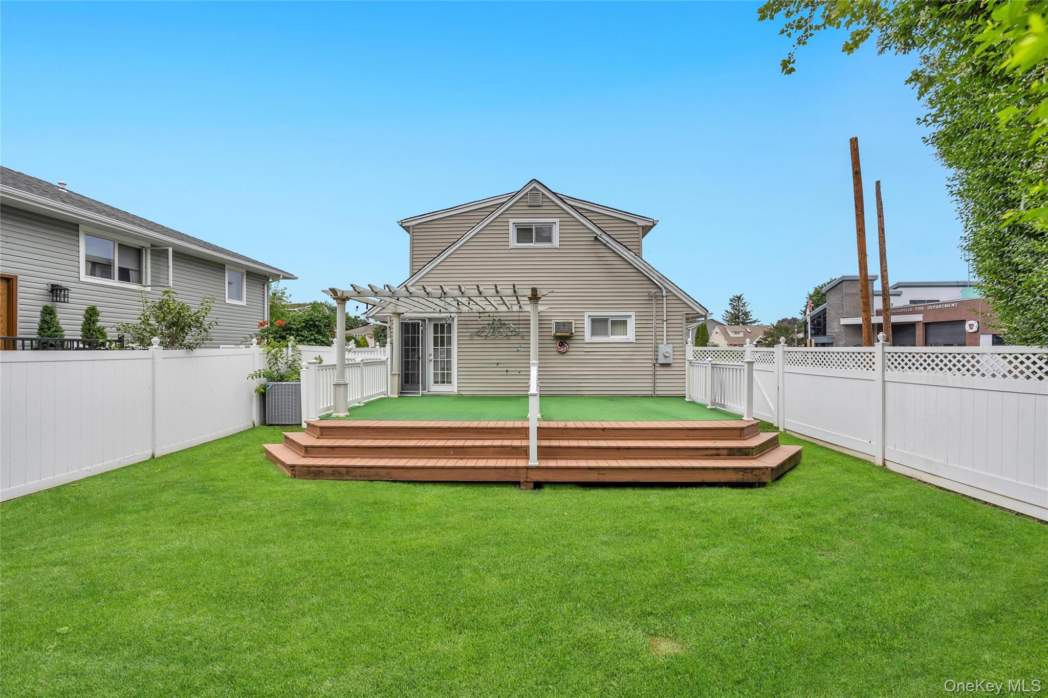 2 Briggs Street – For Sale photo 24
