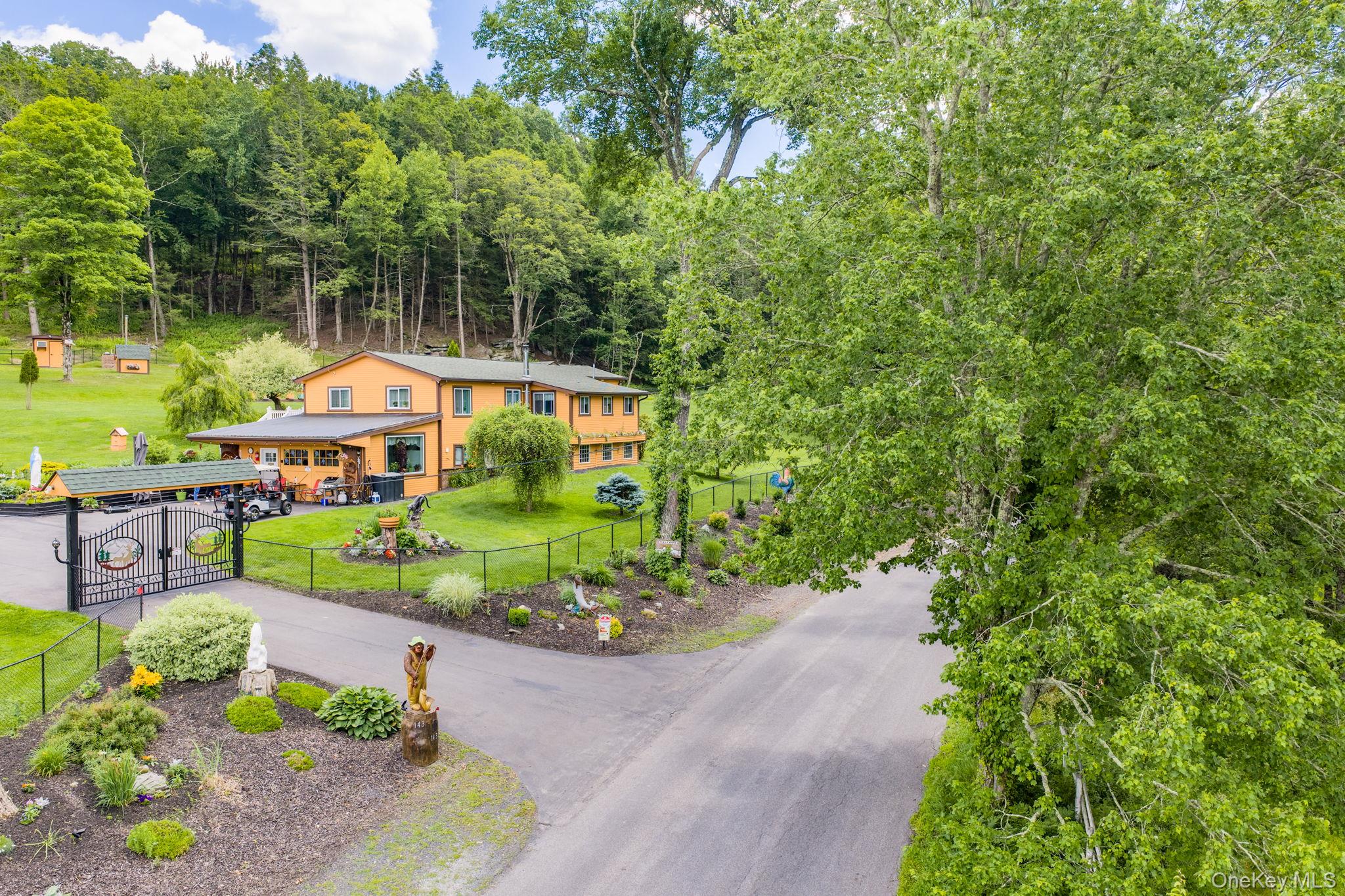 143 S Maplewood Road – For Sale photo 6