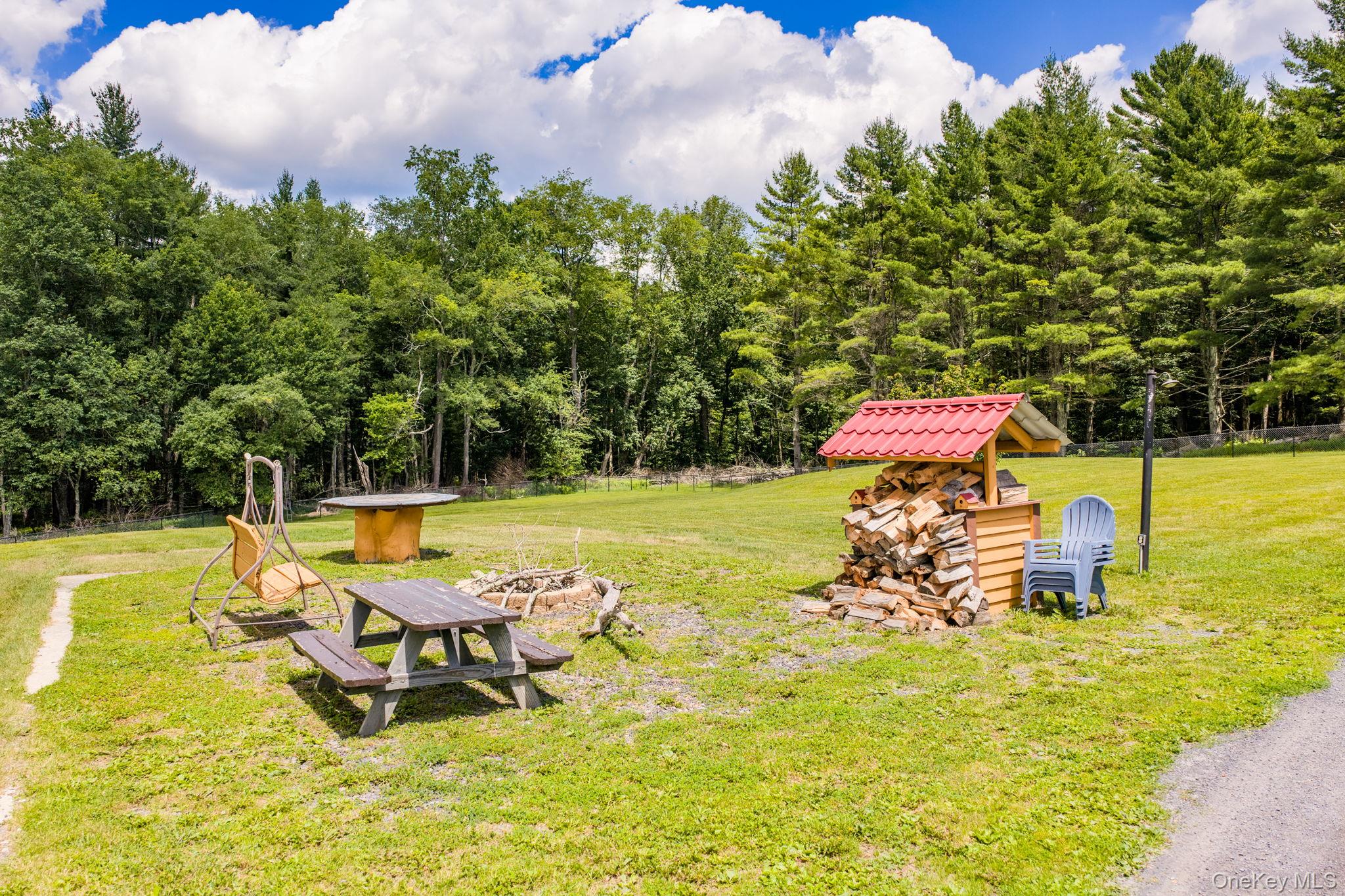 143 S Maplewood Road – For Sale photo 38