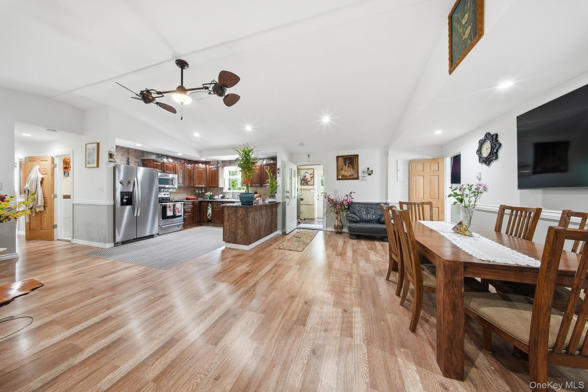 143 S Maplewood Road – For Sale photo 15