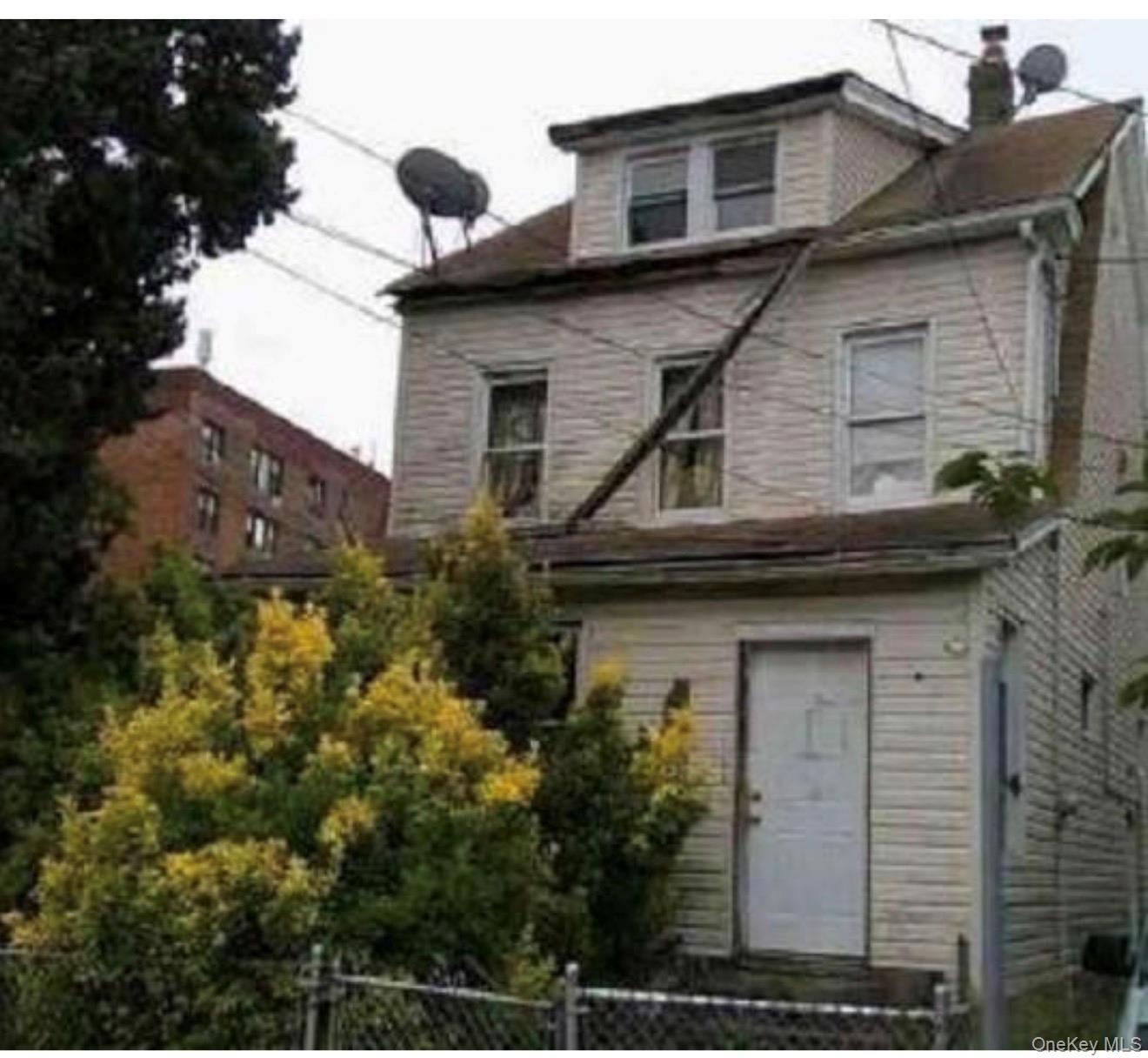 10850 171st Place – For Sale