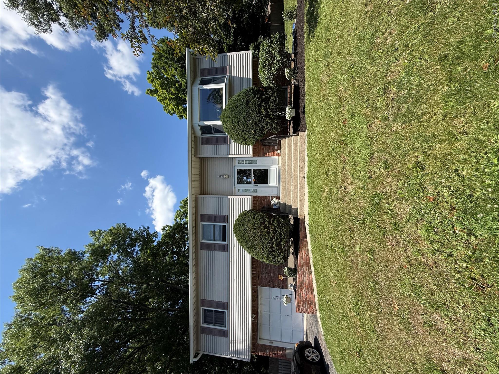 7 Twin Court – For Sale photo 11