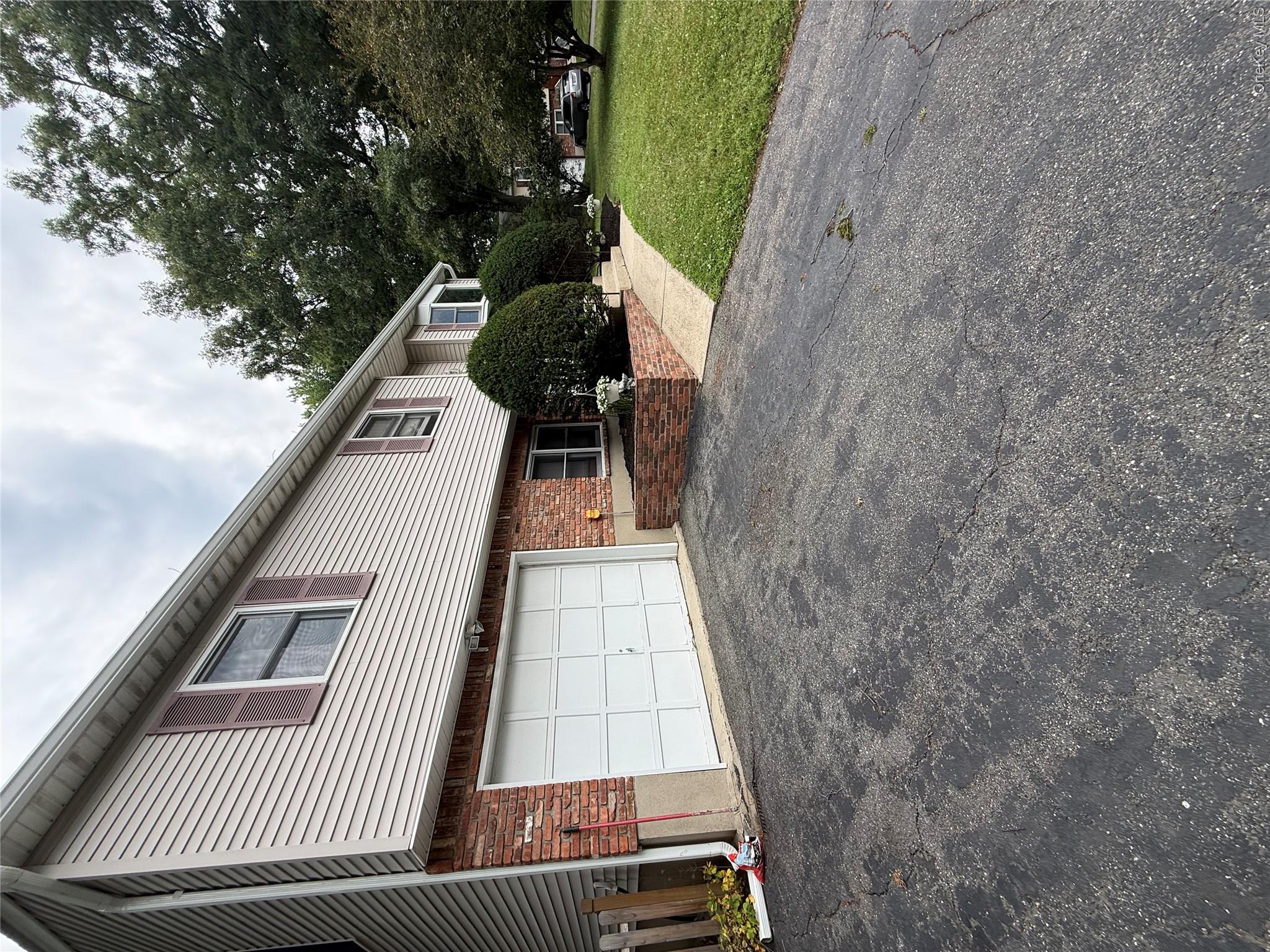 7 Twin Court – For Sale photo 13