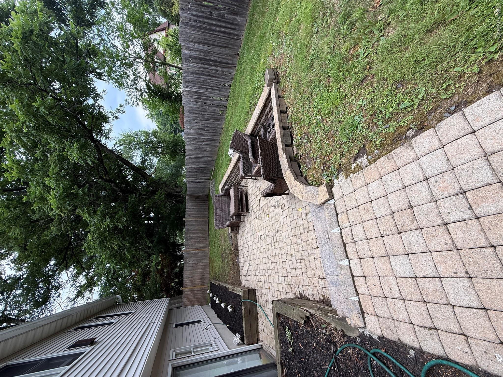 7 Twin Court – For Sale photo 15