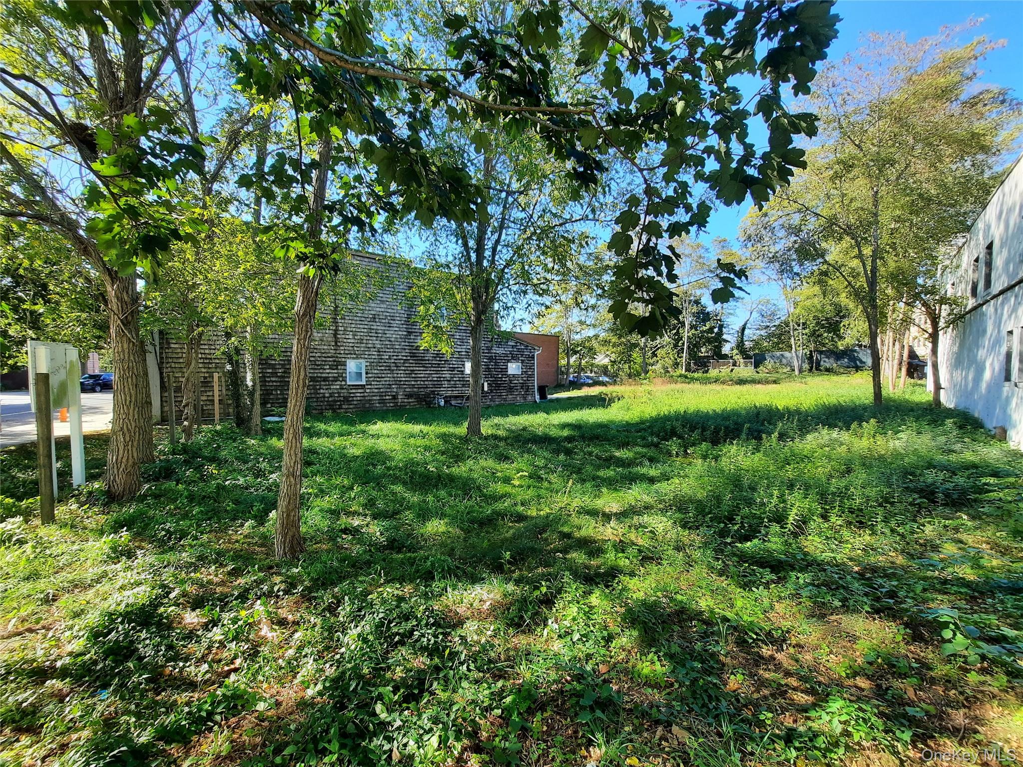 226 W Main Street – For Sale photo 2