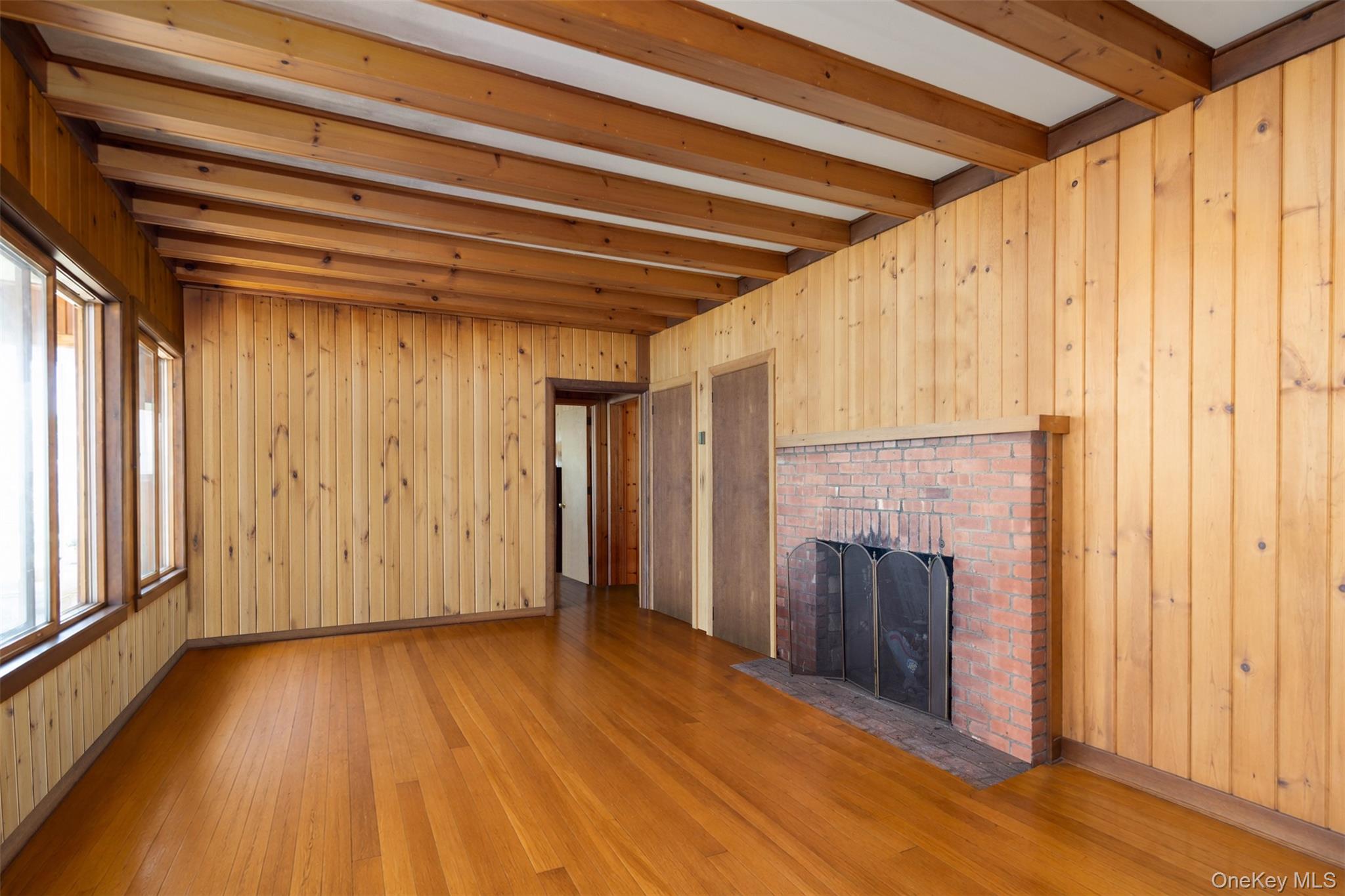 300 Terry Path – For Sale photo 14