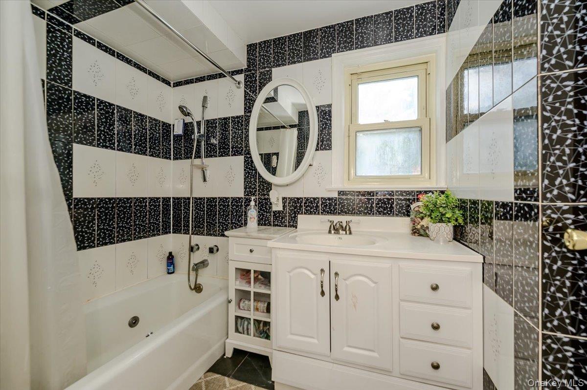 295 Maryland Avenue – For Sale photo 18