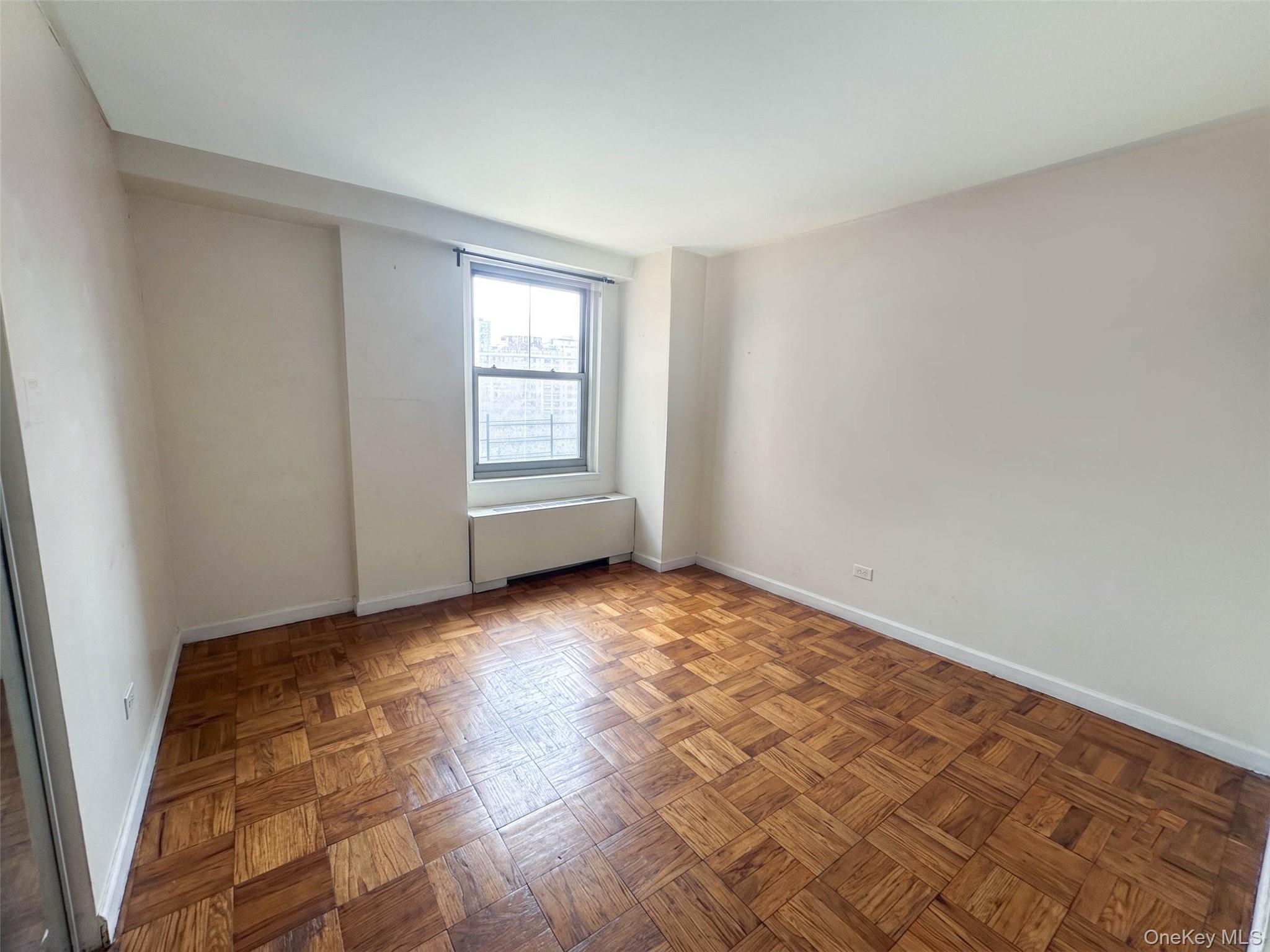 61-20 Grand Central Parkway, Unit C1001 photo 3