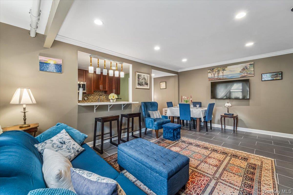 604 Tompkins Avenue, Unit A2 photo 6