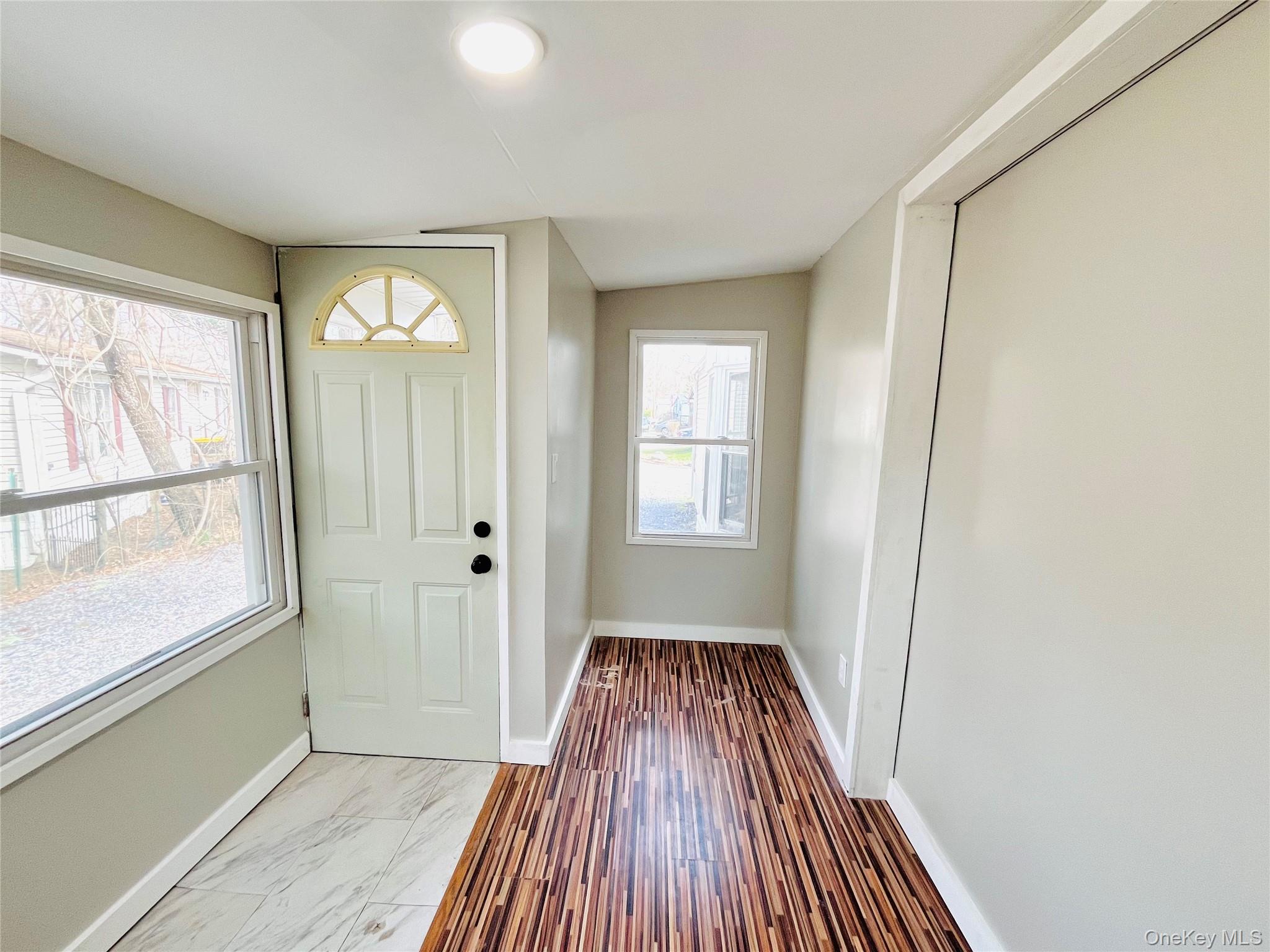 723 Beekman Road, Unit 42 photo 16