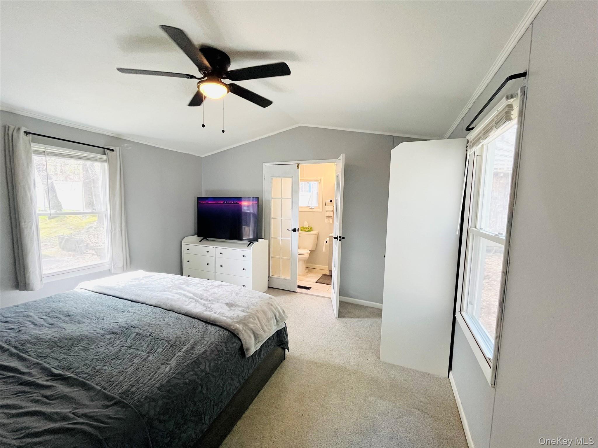 723 Beekman Road, Unit 42 photo 10