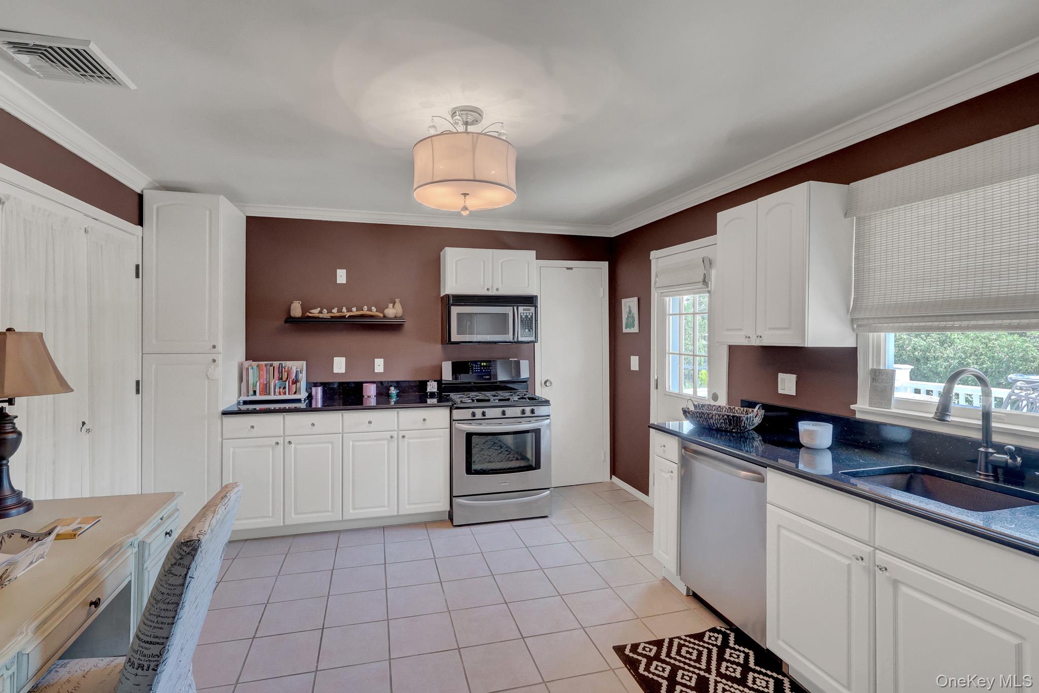 257 Shadybrook Lane – For Sale photo 24