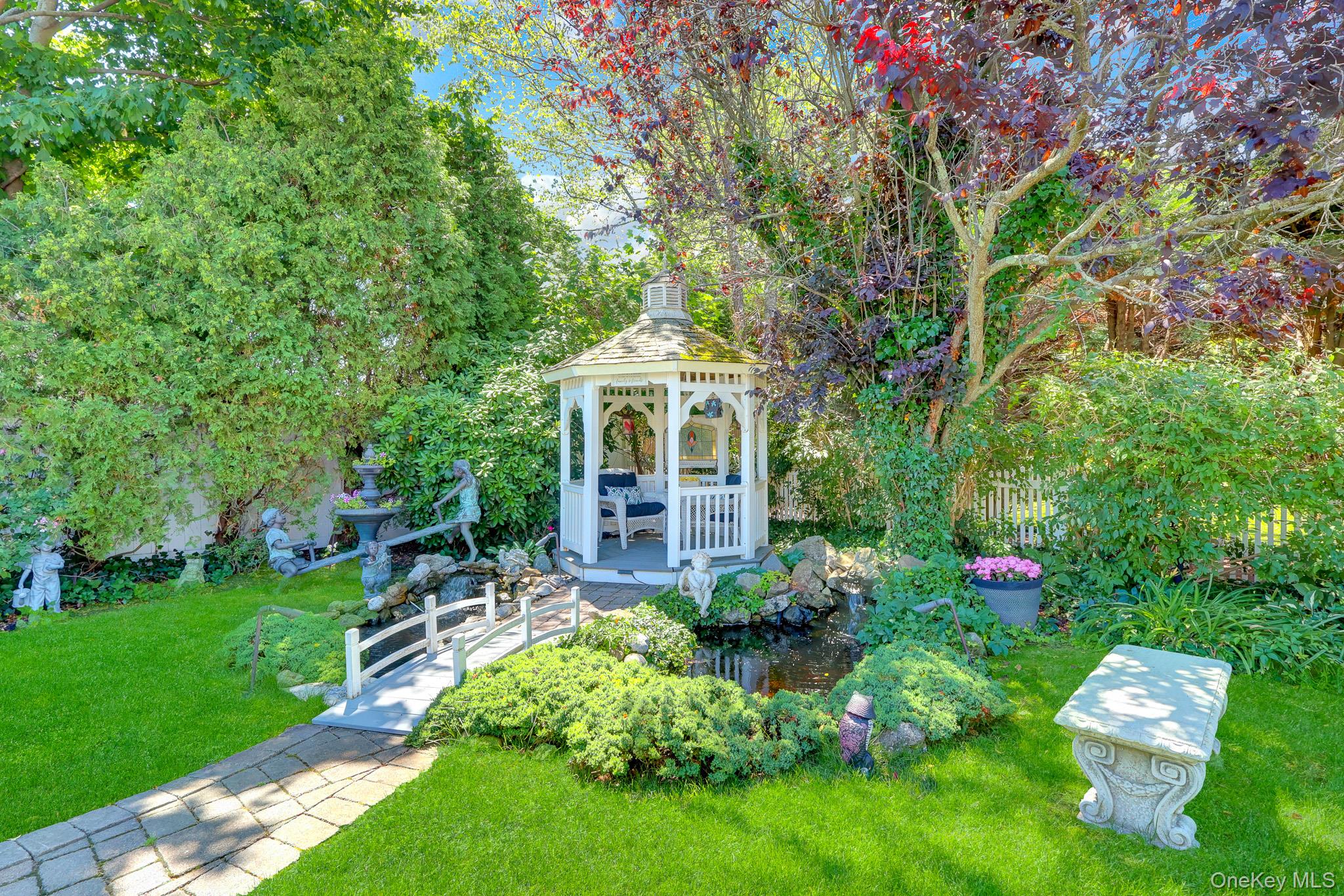 257 Shadybrook Lane – For Sale photo 34