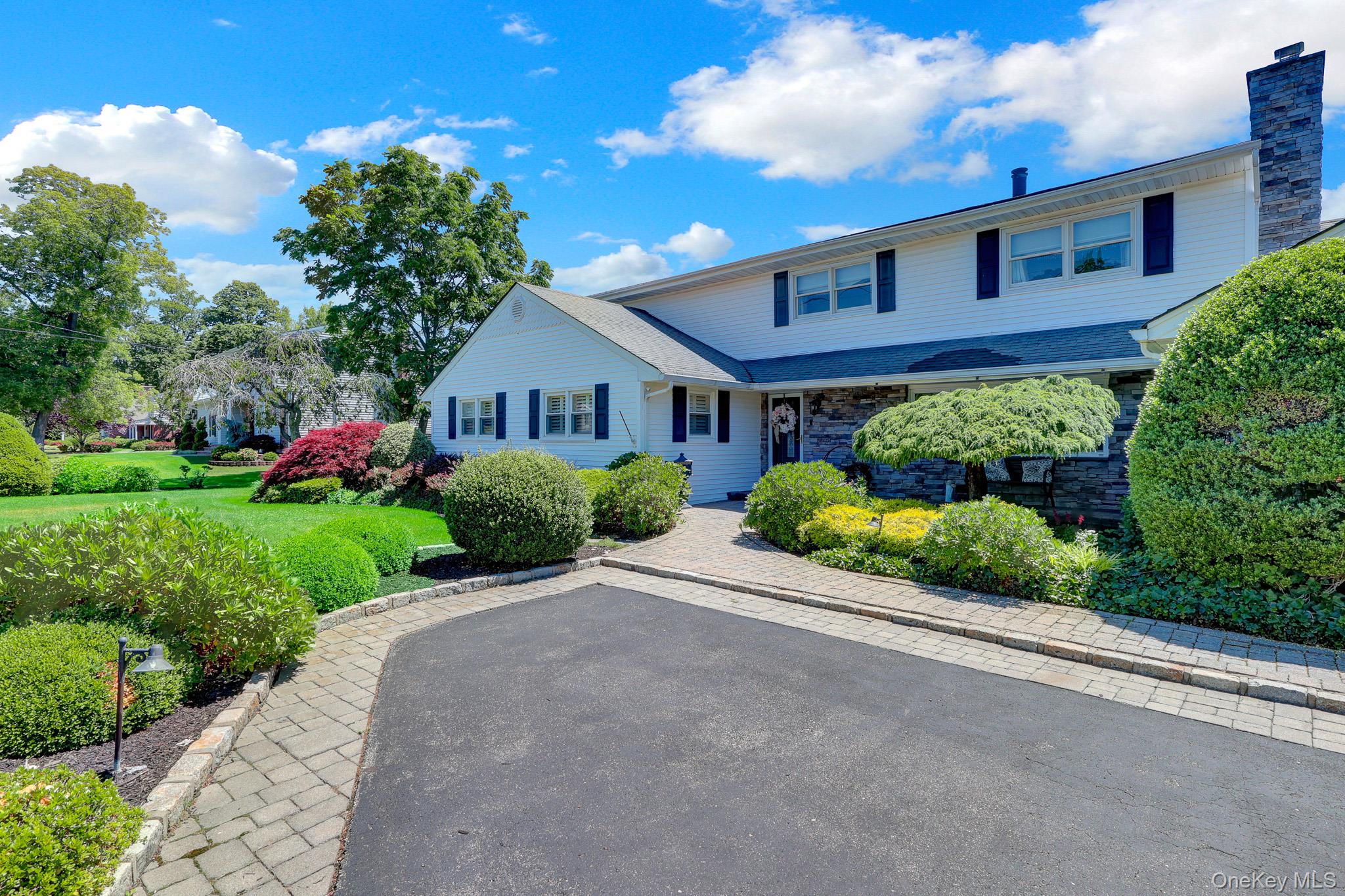 257 Shadybrook Lane – For Sale photo 4