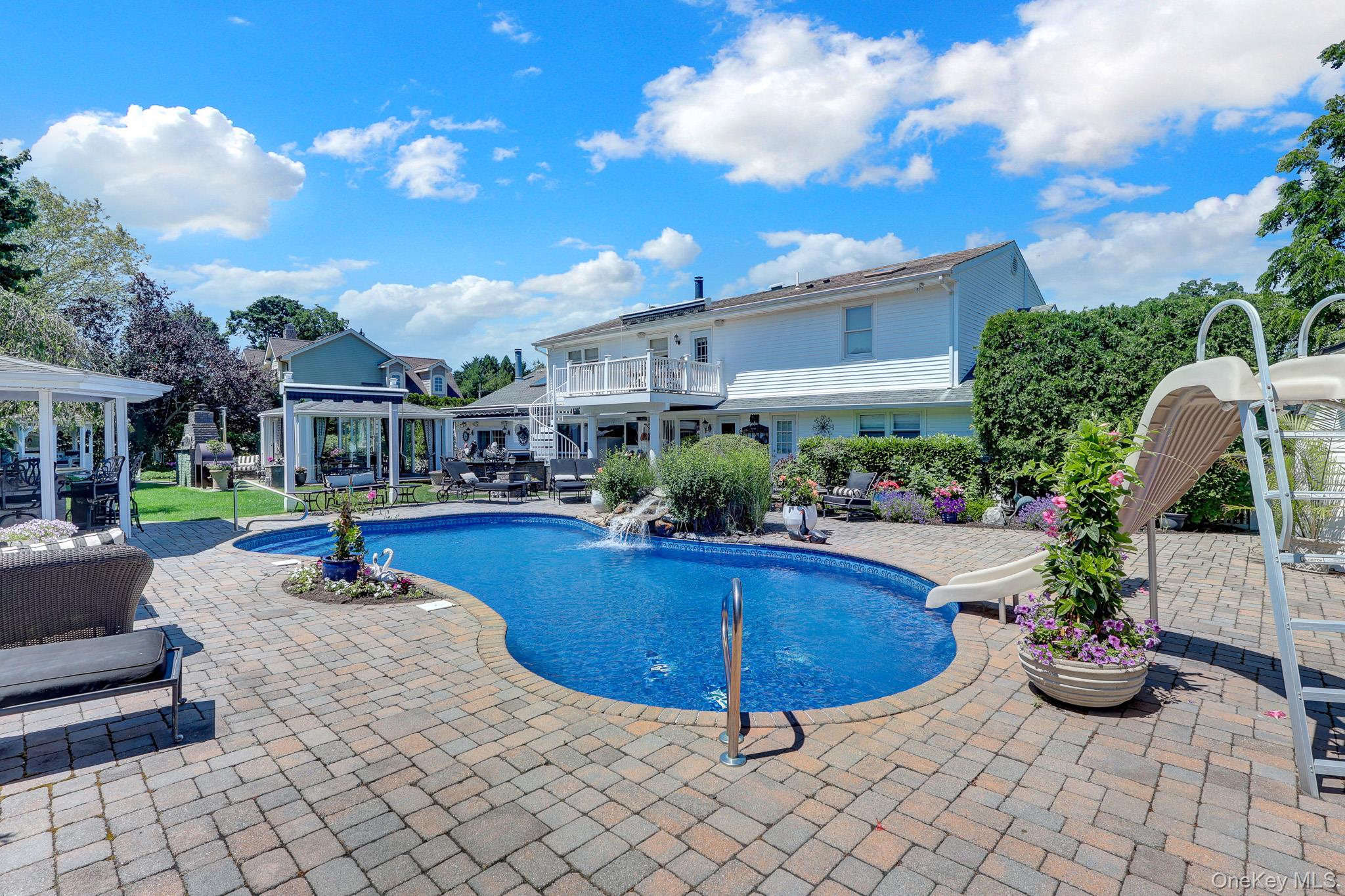 257 Shadybrook Lane – For Sale photo 40
