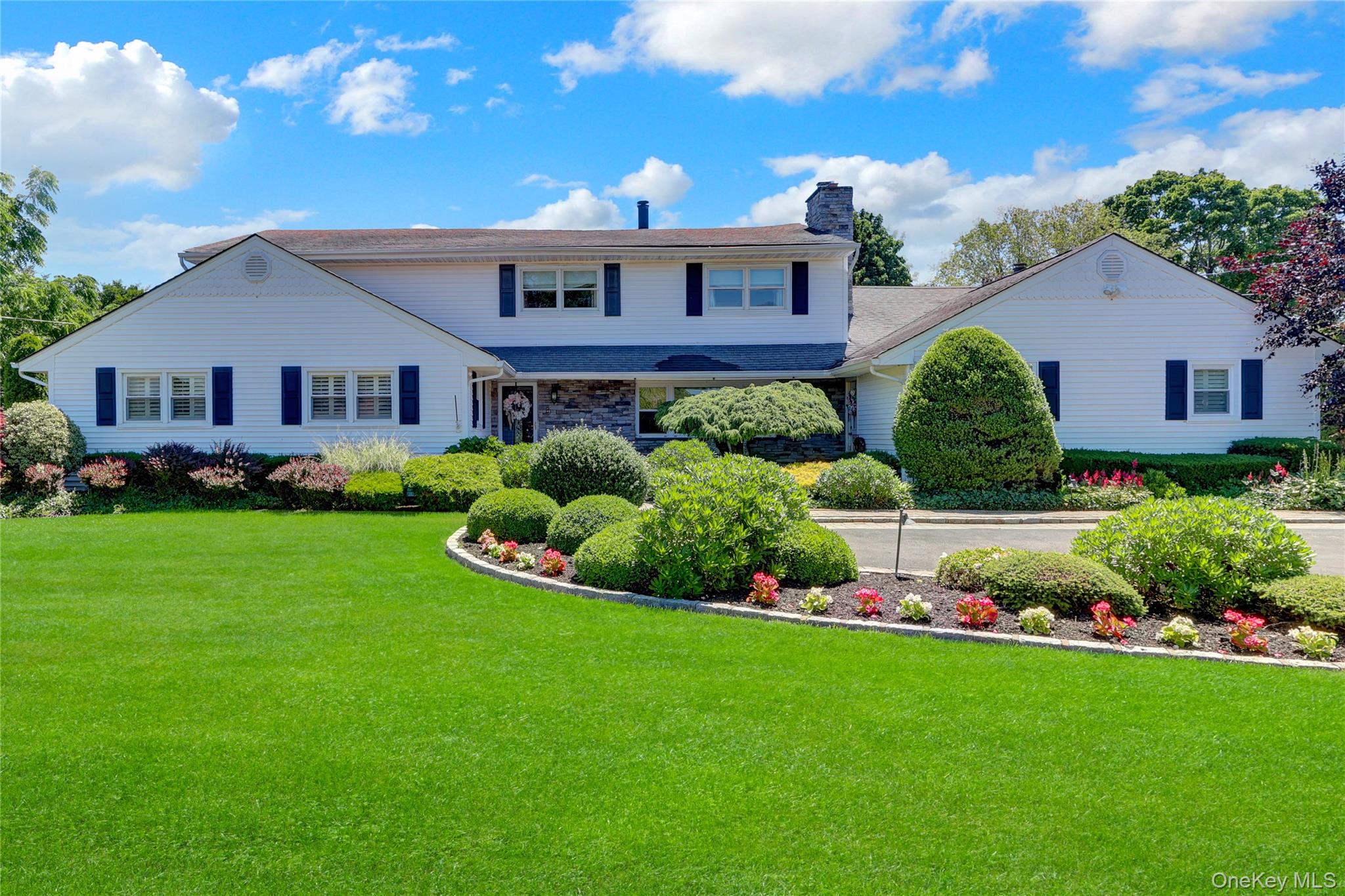 257 Shadybrook Lane – For Sale