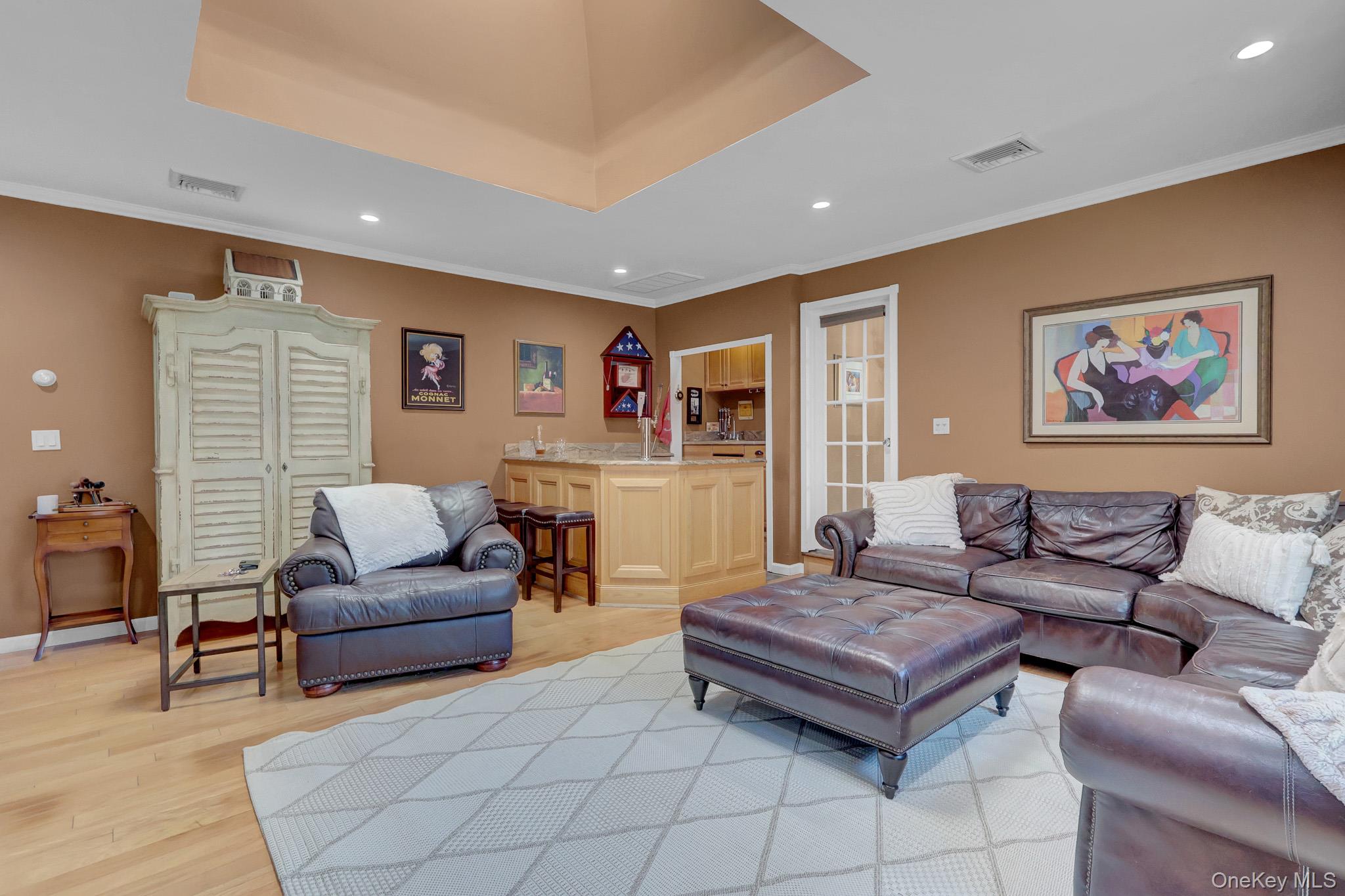 257 Shadybrook Lane – For Sale photo 15