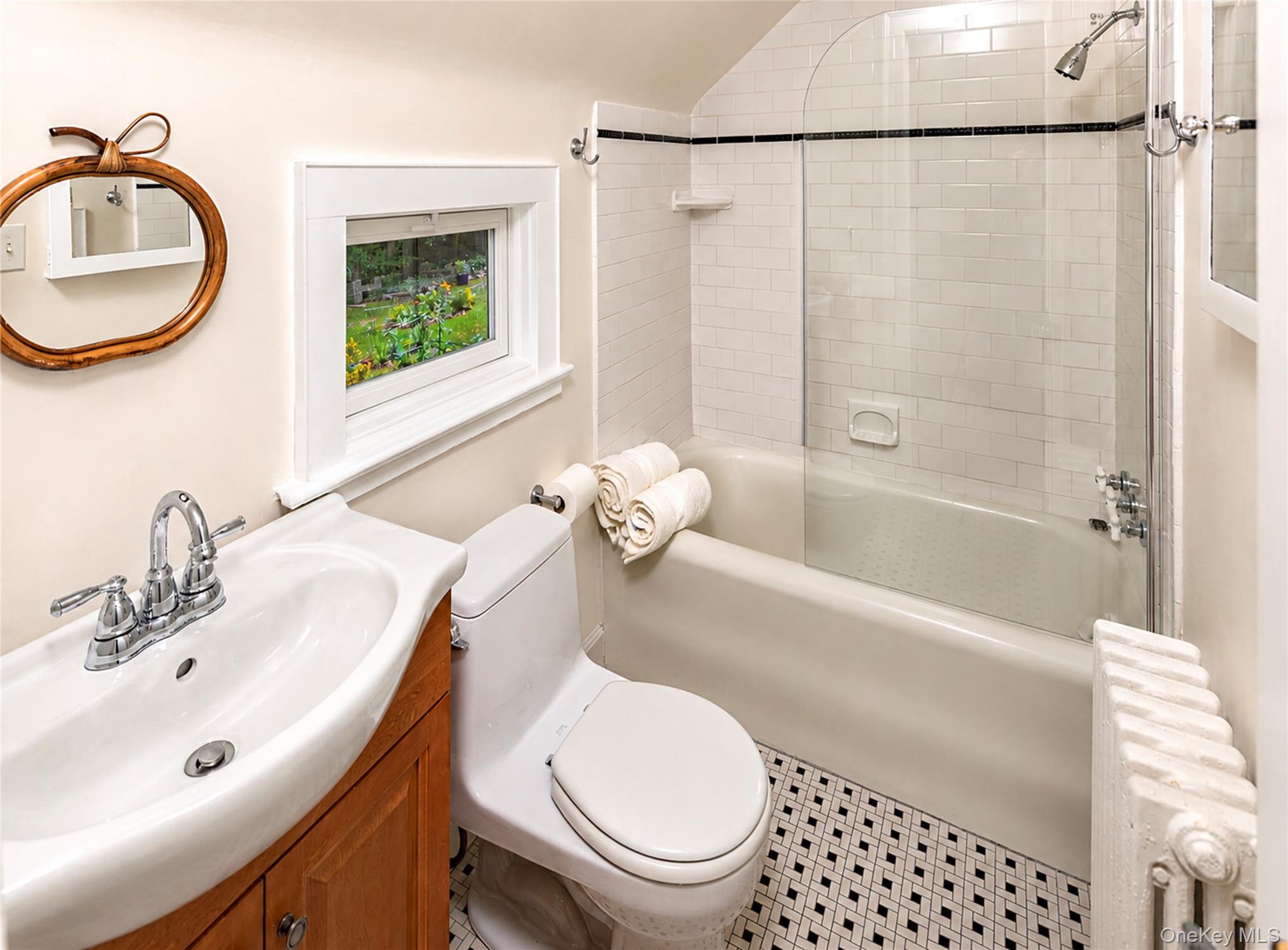 190 Douglas Place – For Sale photo 31