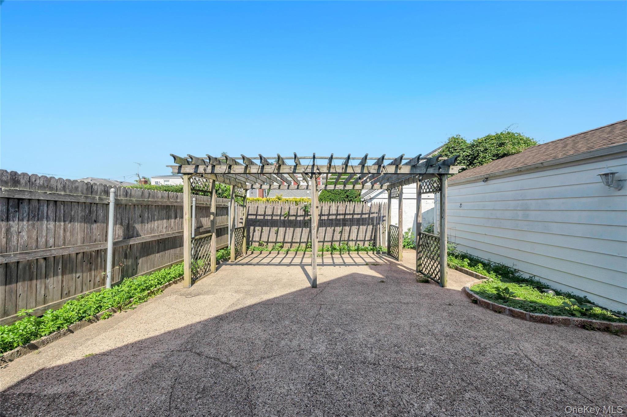 374 Rockaway Parkway – For Sale photo 29