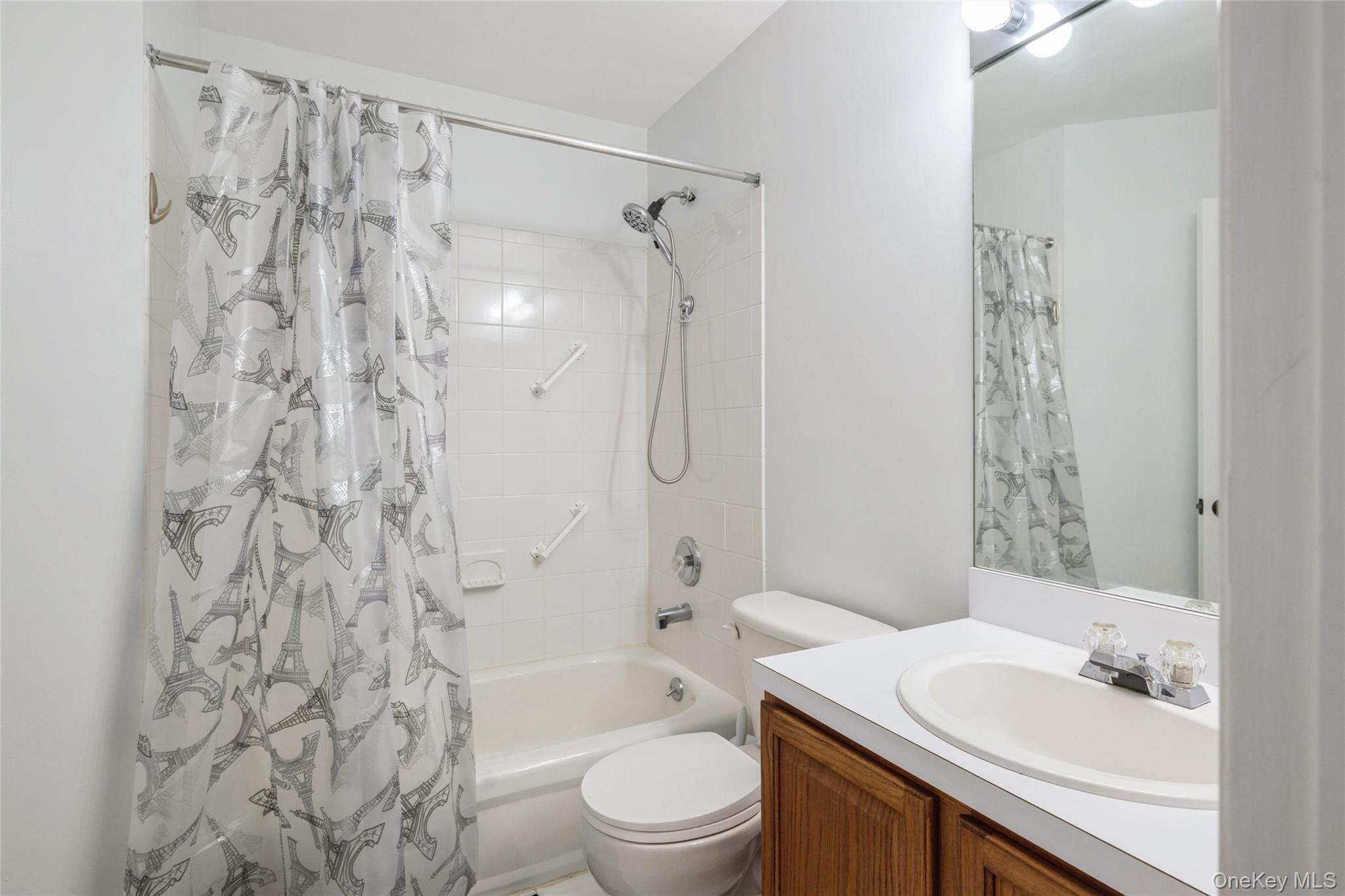 8 Jennifer Lane – For Sale photo 28