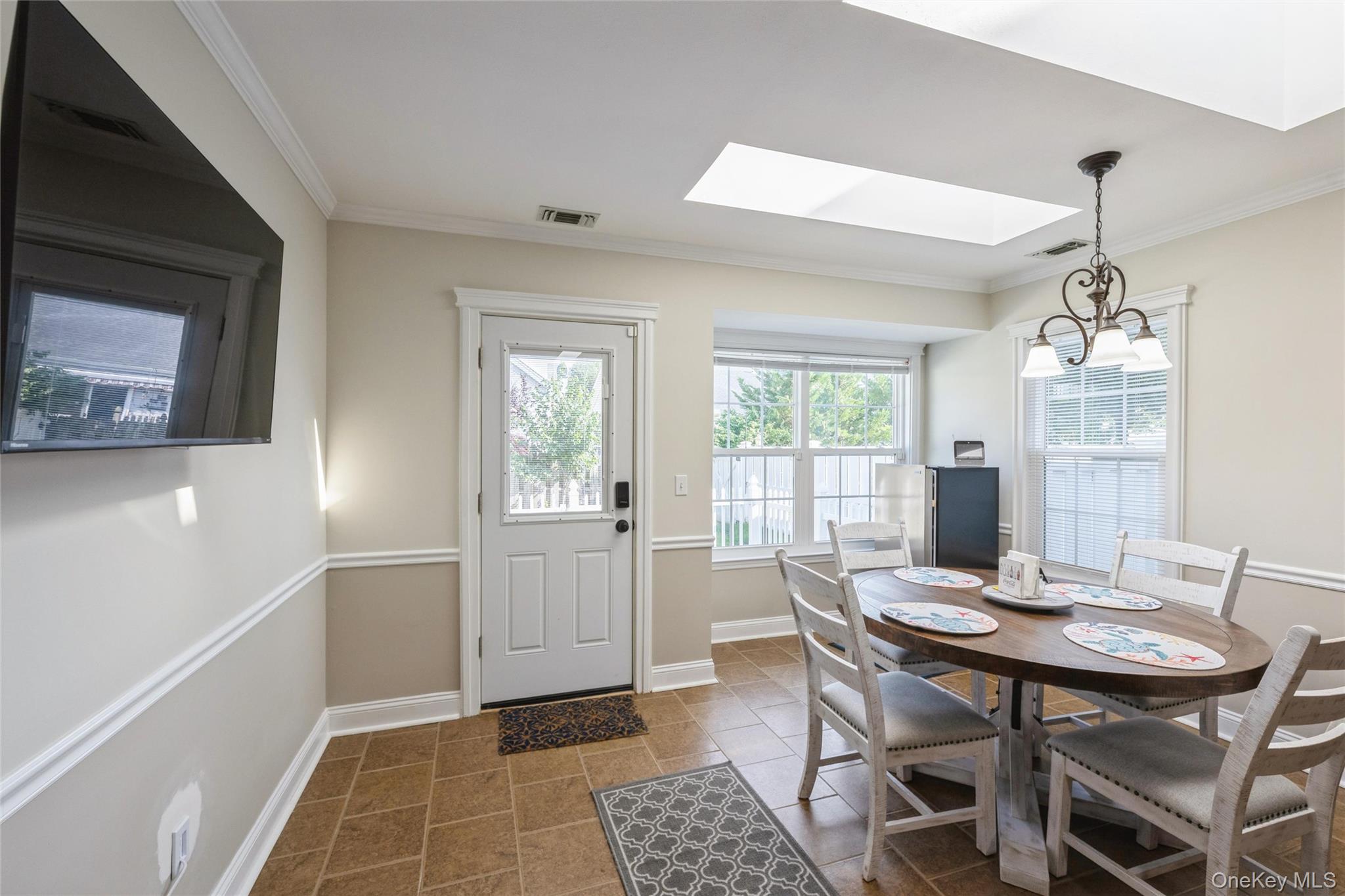 8 Jennifer Lane – For Sale photo 21