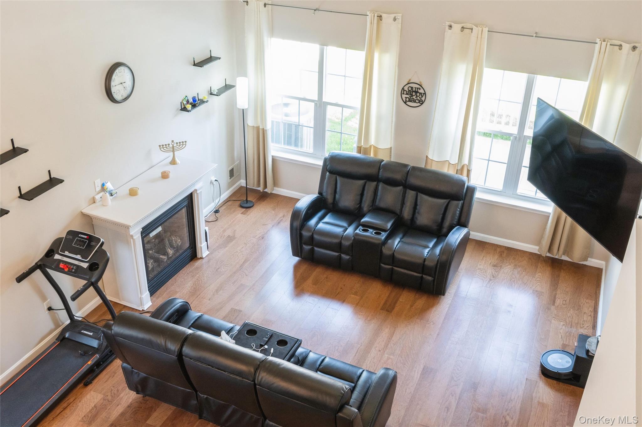 8 Jennifer Lane – For Sale photo 24