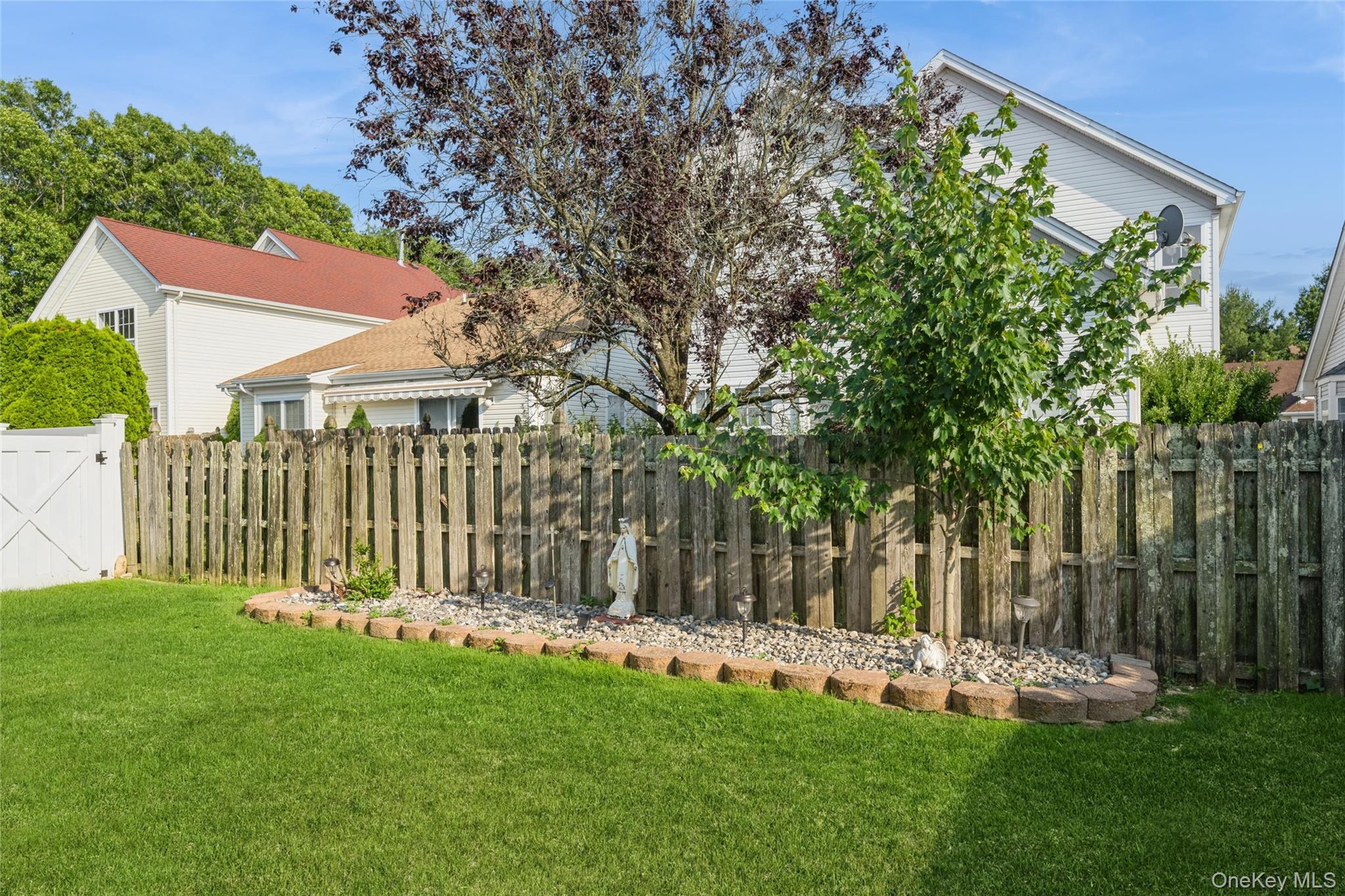 8 Jennifer Lane – For Sale photo 32