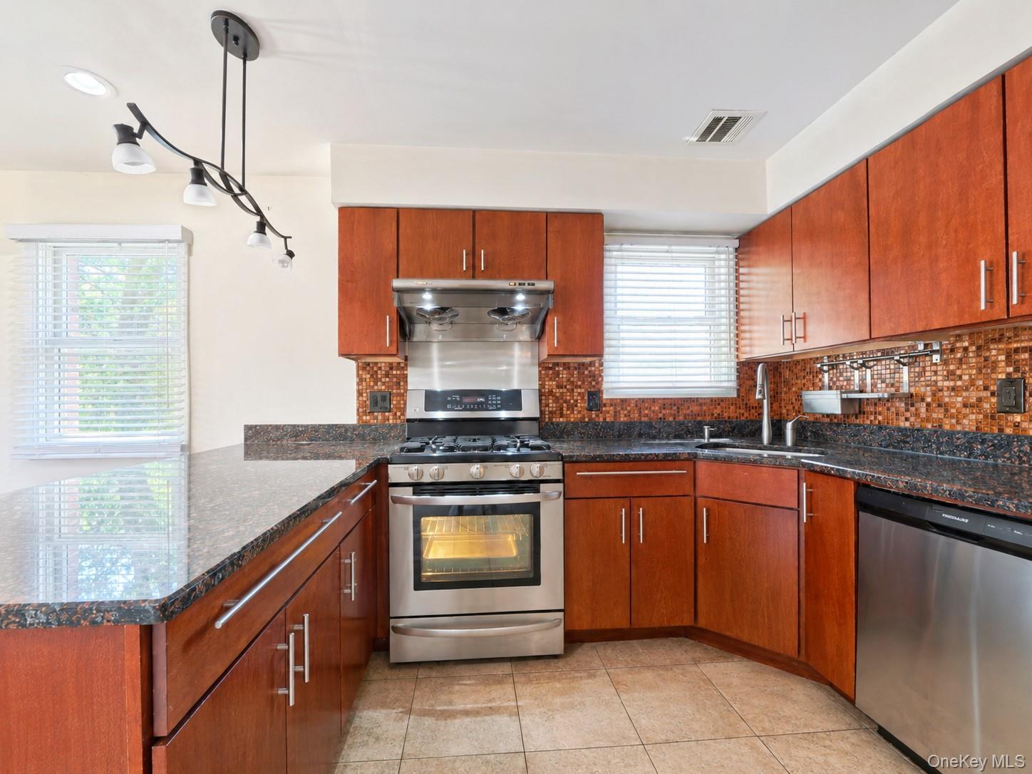 4038 194th Street, Unit 3B photo 5