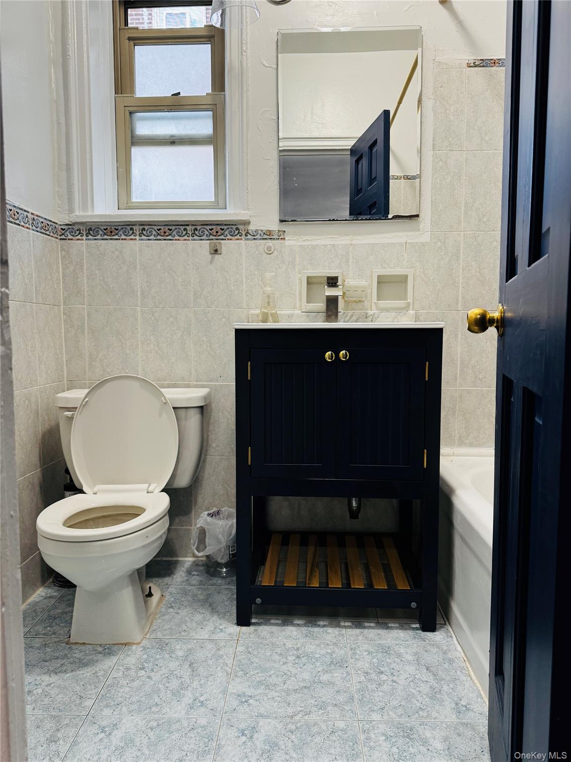 48-20 44th Street, Unit 4C photo 2