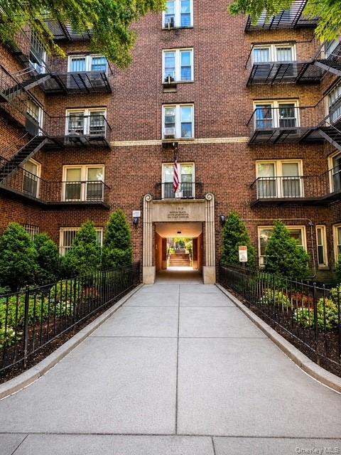 48-20 44th Street, Unit 4C photo 20
