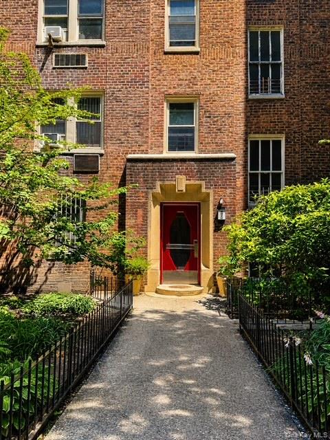 48-20 44th Street, Unit 4C photo 3